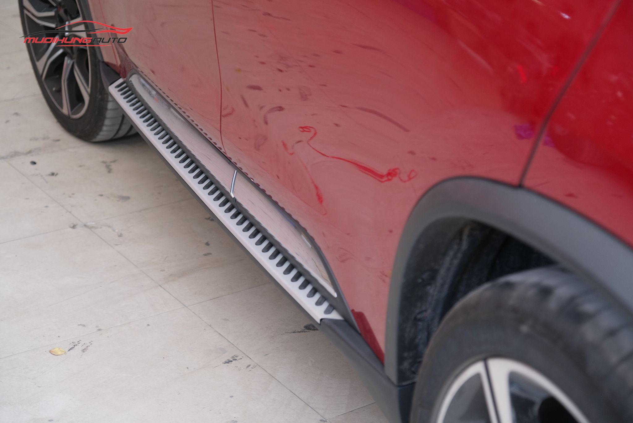 Bậc bước chân Vinfast Lux SA