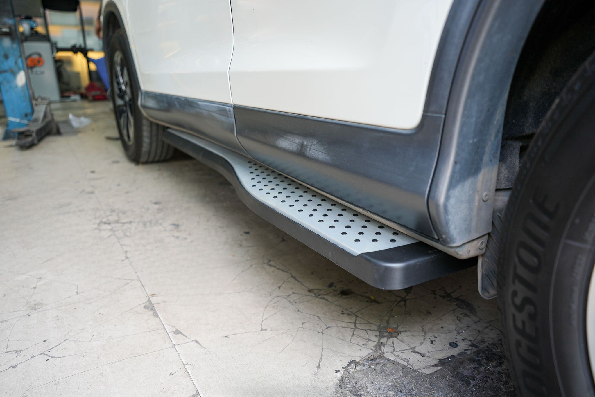 Bậc lên xuống xe Honda CRV 2015