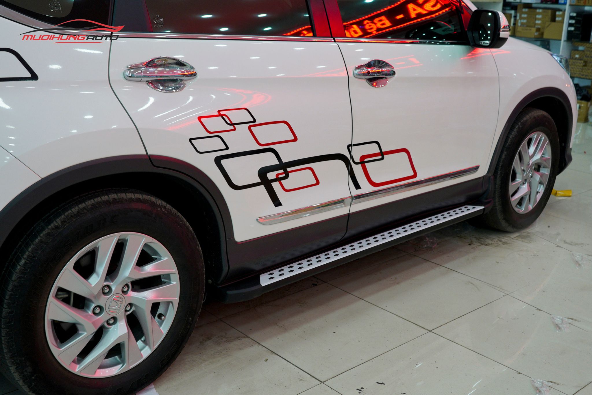 Bậc lên xuống xe Honda CRV 2019