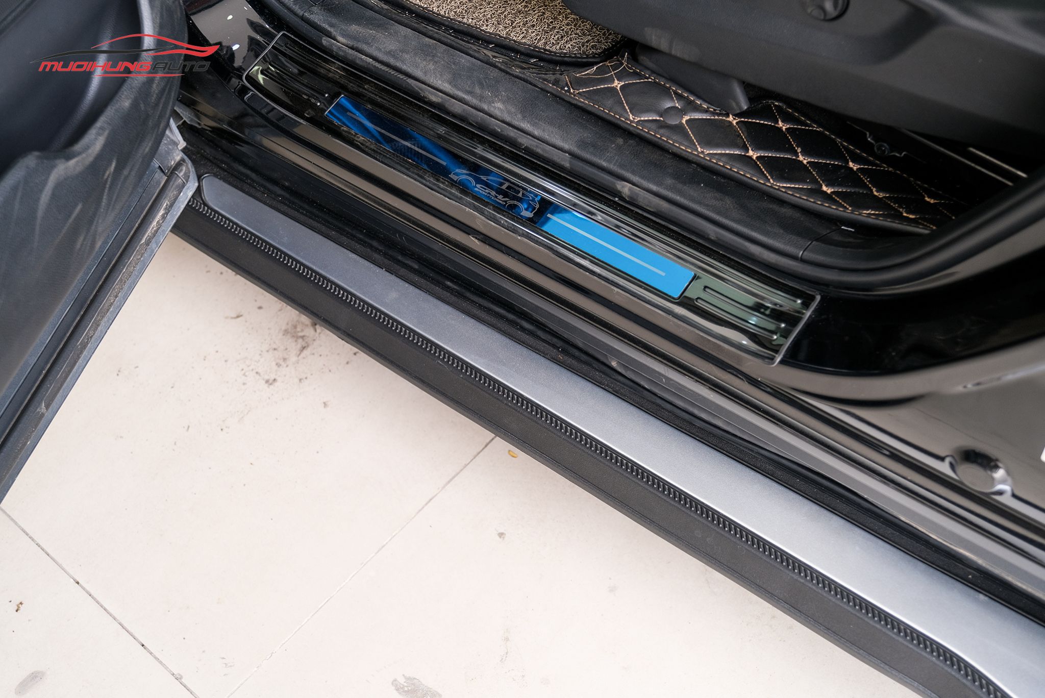 Bệ bước chân xe Honda CRV 2019