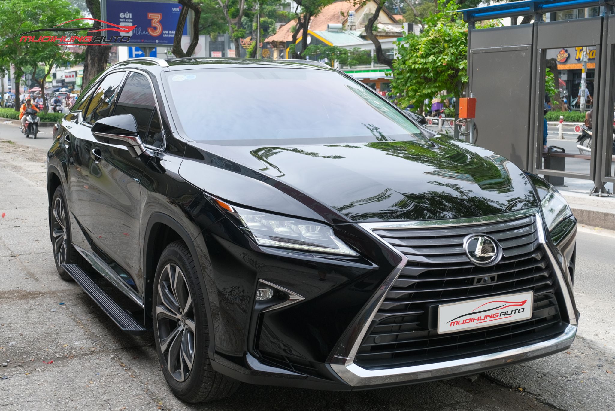 Bệ bước điện Lexus RX300