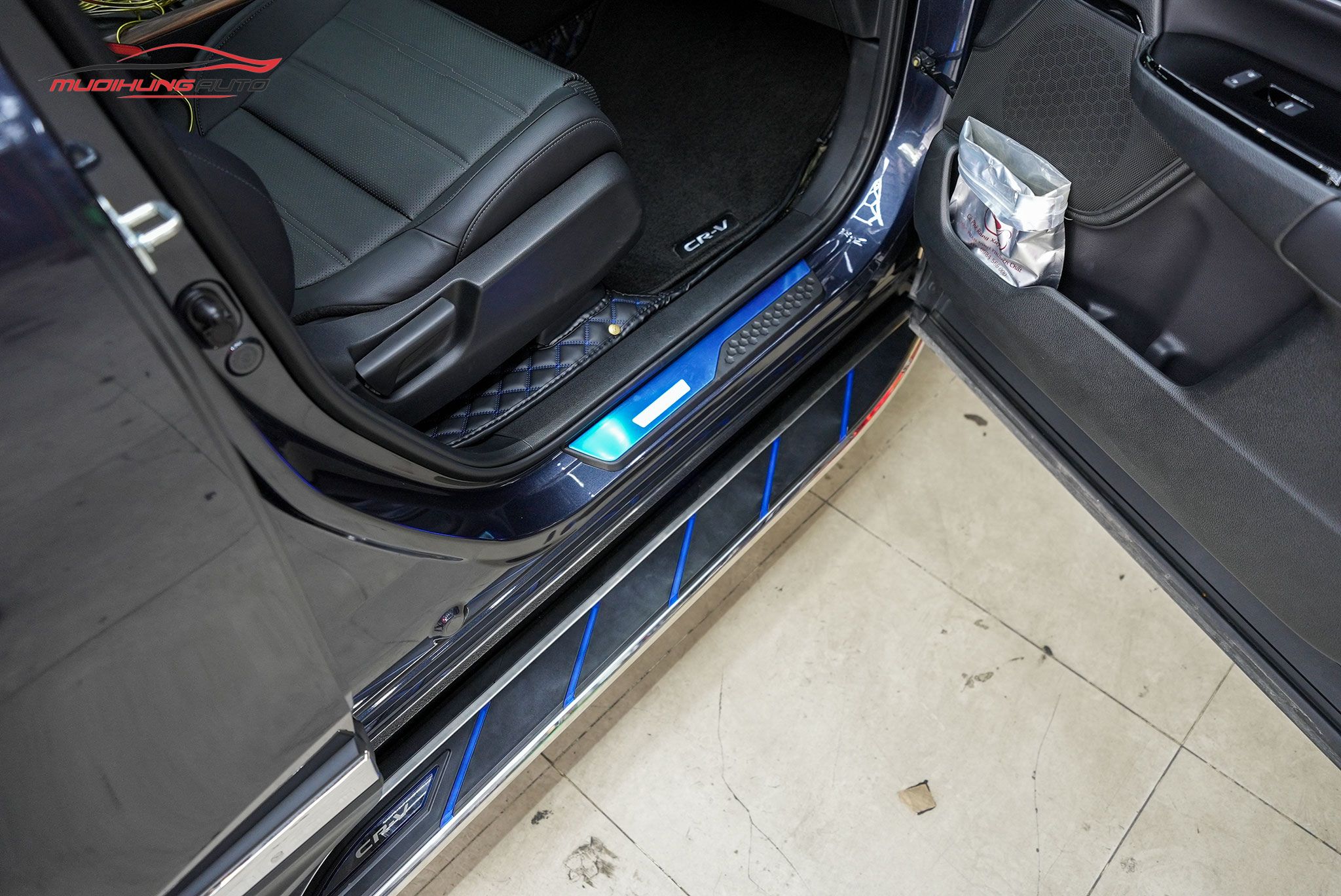 Bệ bước lên xuống Honda CRV 2019