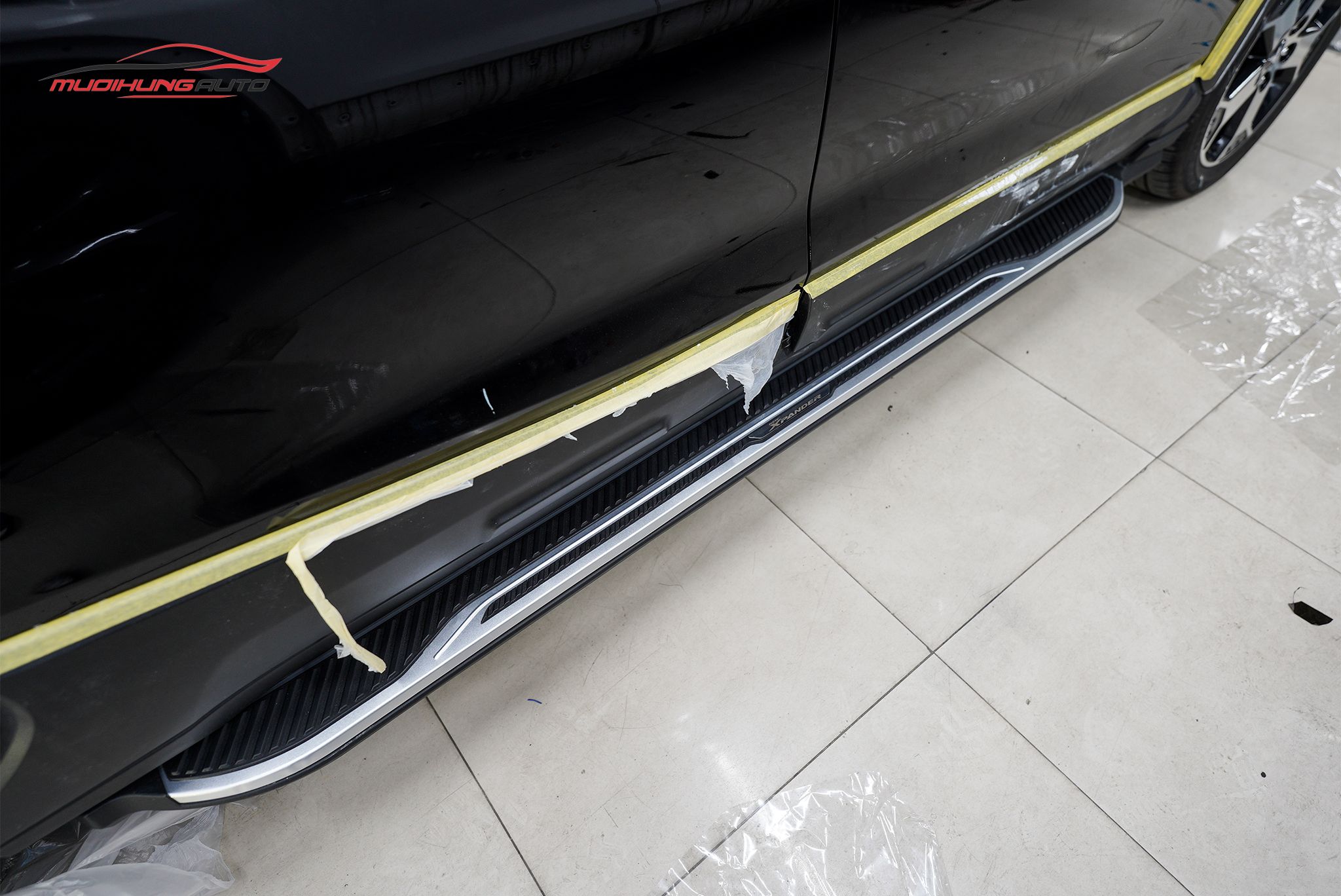 Bệ bước Mitsubishi Xpander 2022