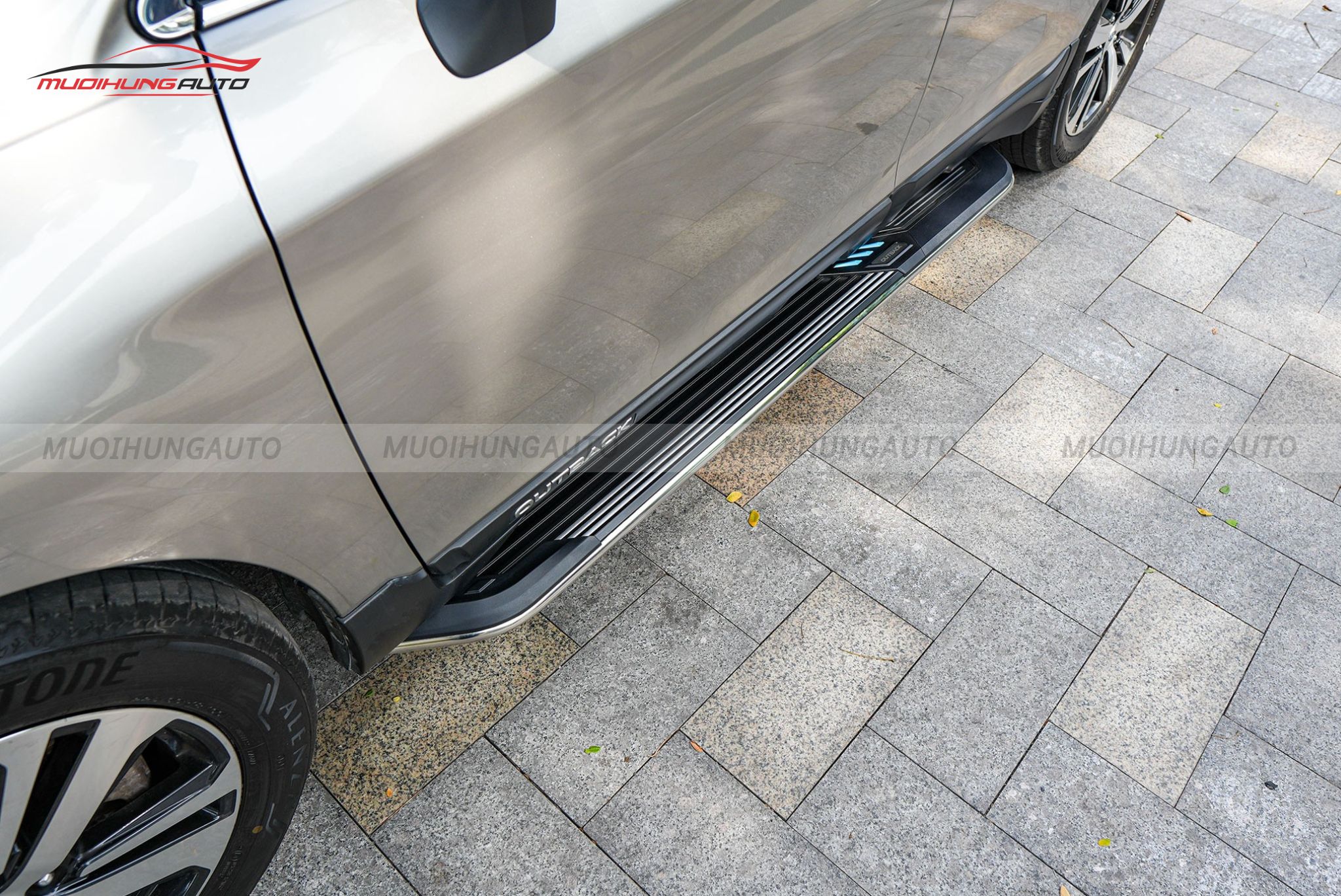 Bệ bước Subaru Outback 2018