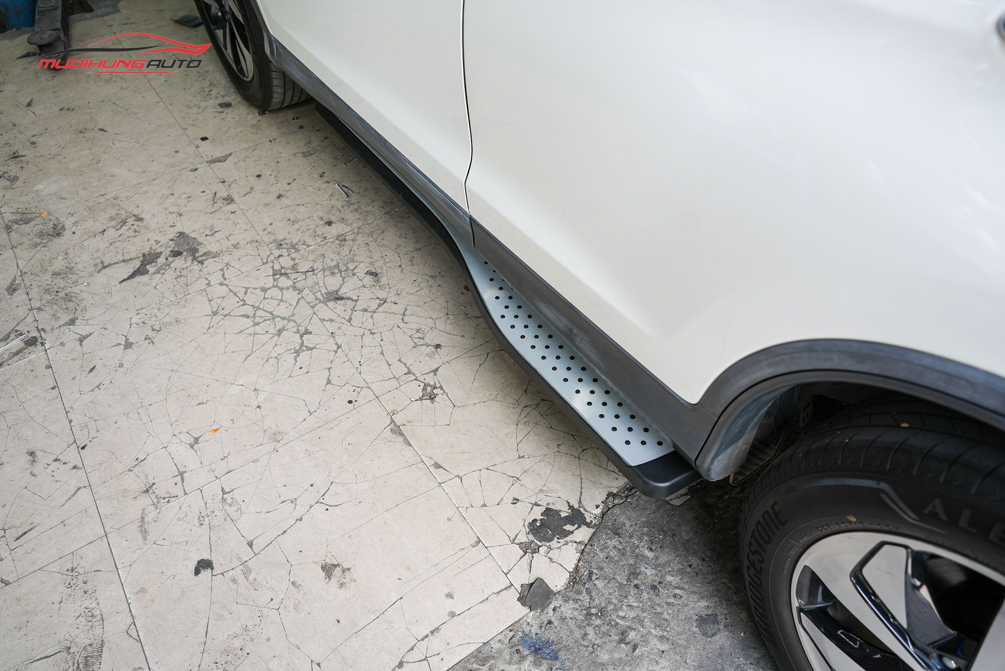 Bệ lên xuống Honda CRV 2019