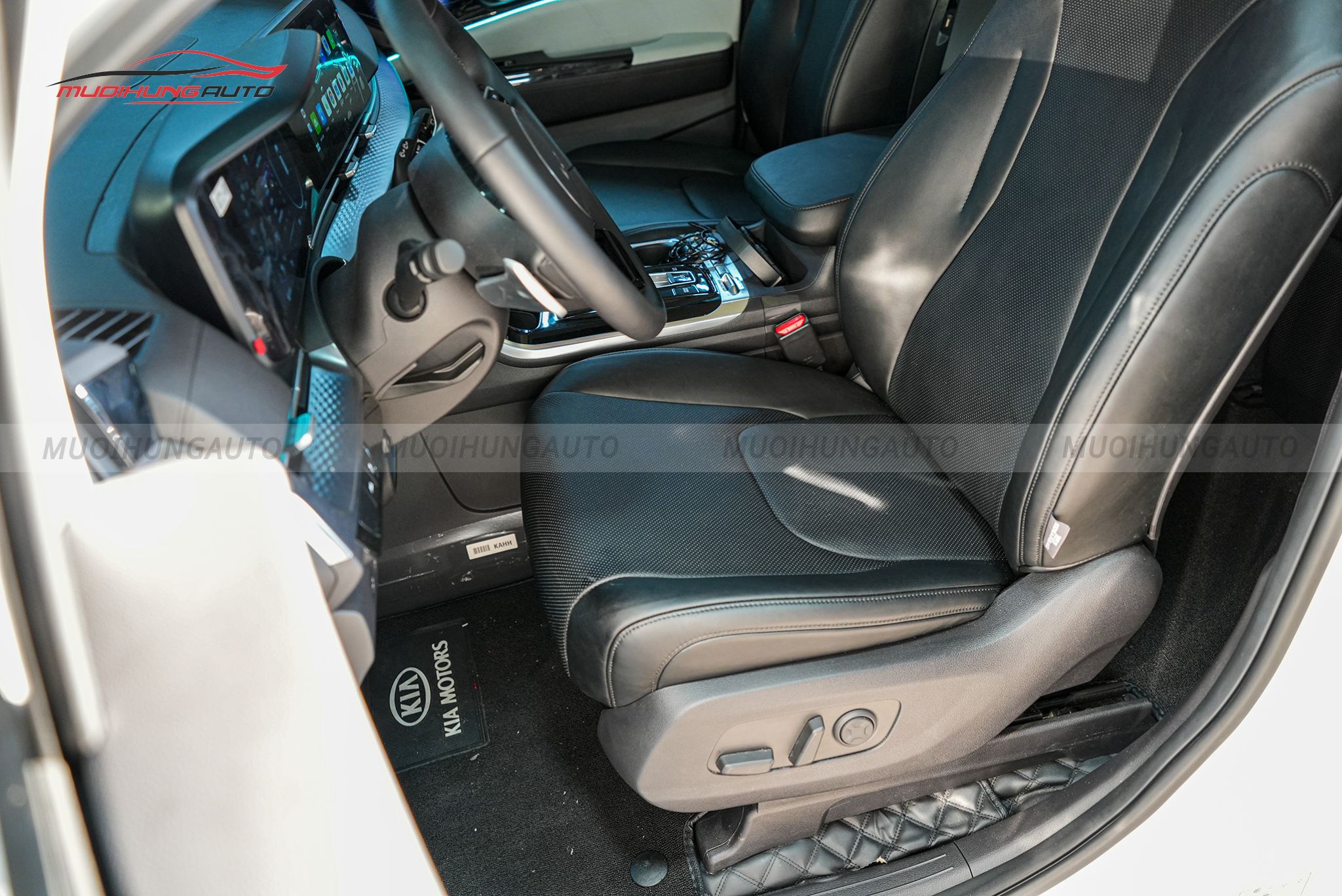 Bọc ghế da cho Kia Carnival