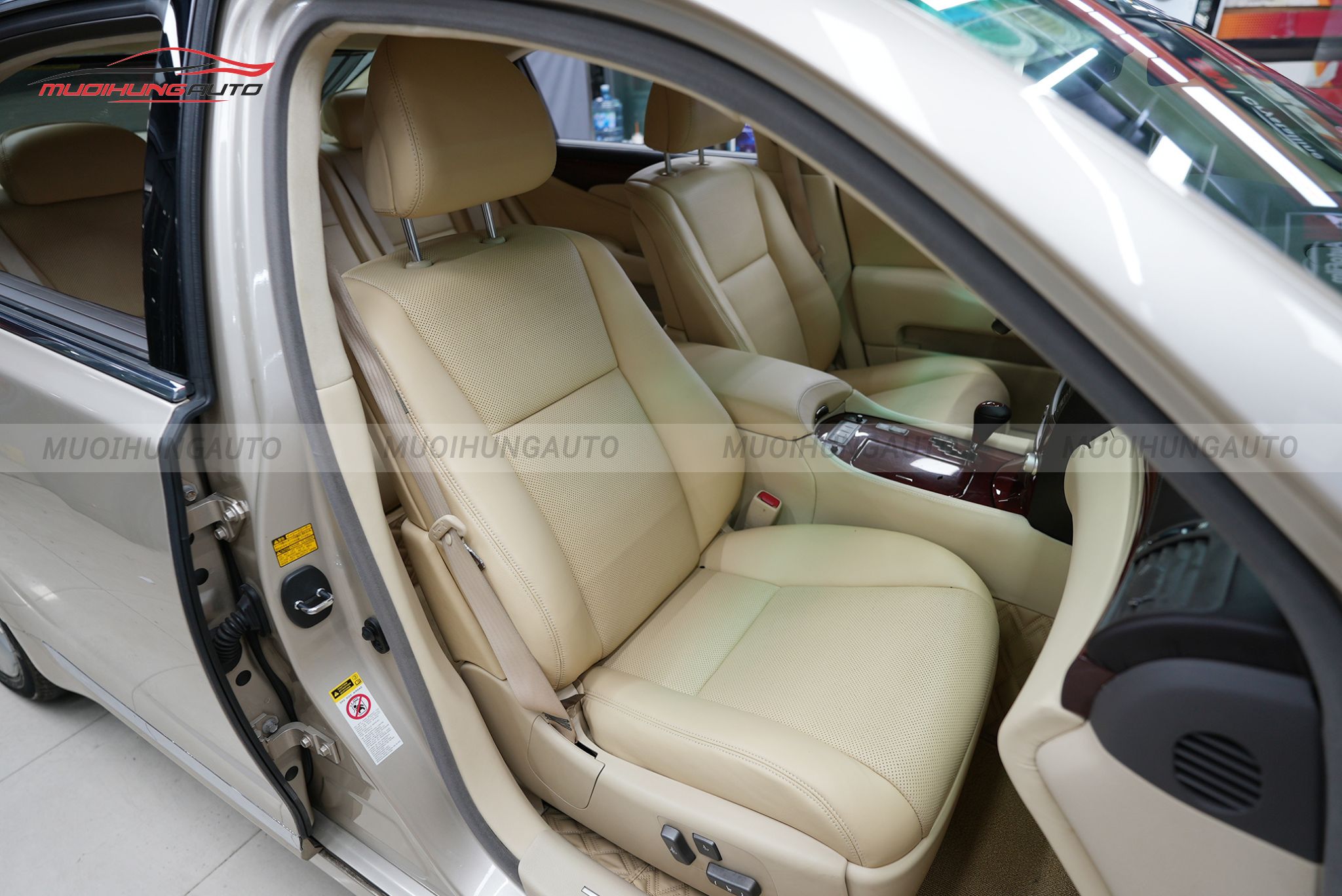 Bọc ghế da cho ô tô Lexus LS460L
