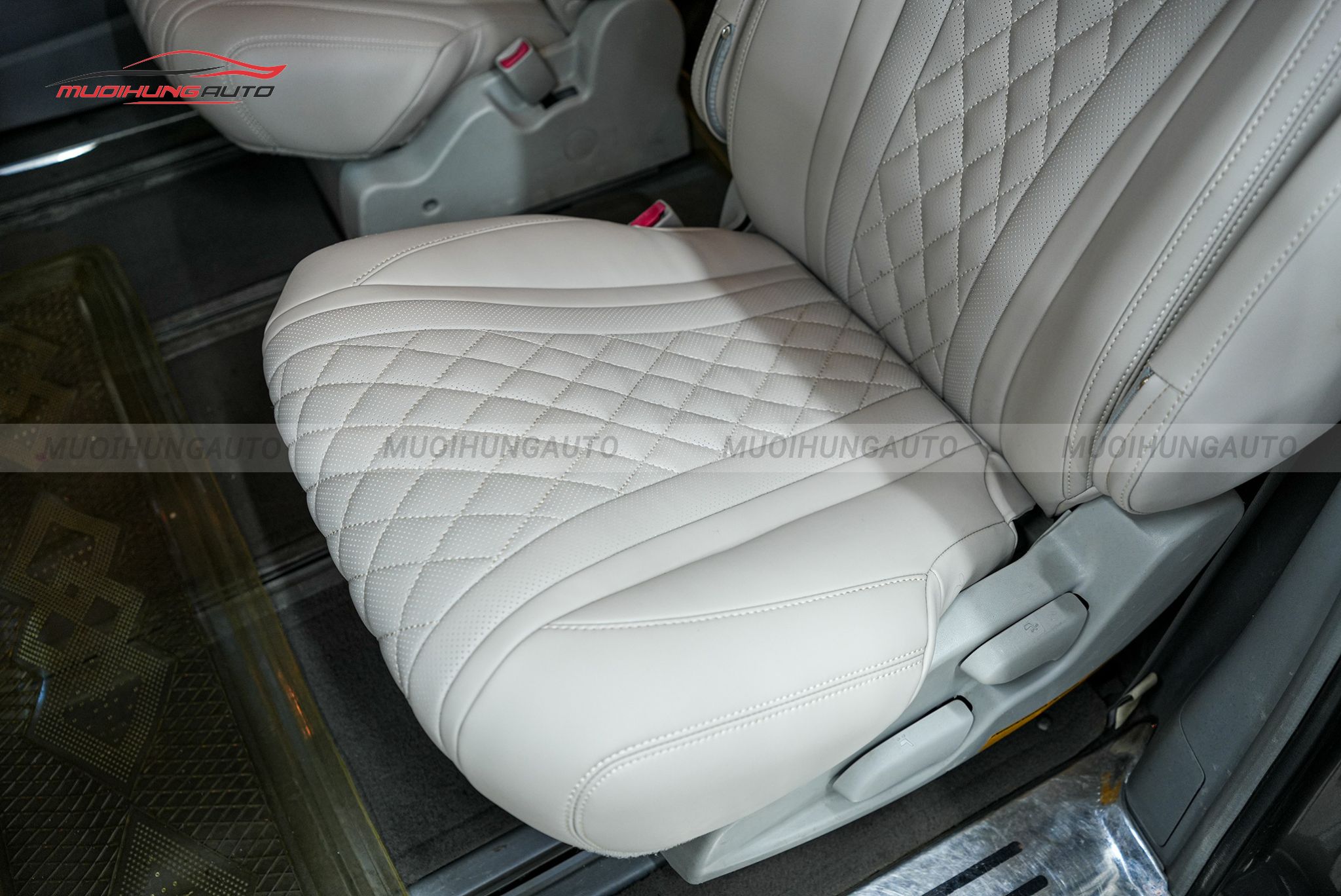 Bọc ghế da cho ô tô Toyota Sienna