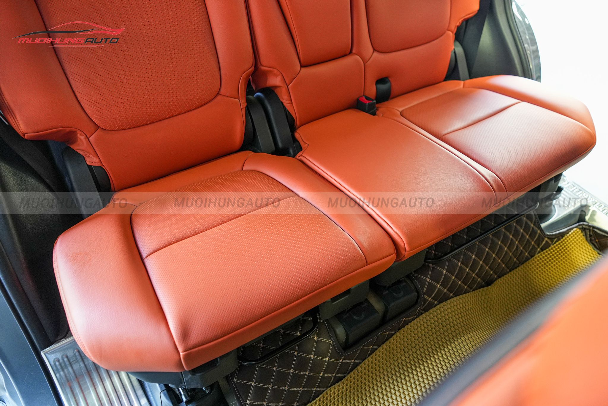 Bọc ghế da cho xe hơi Mitsubishi Outlander