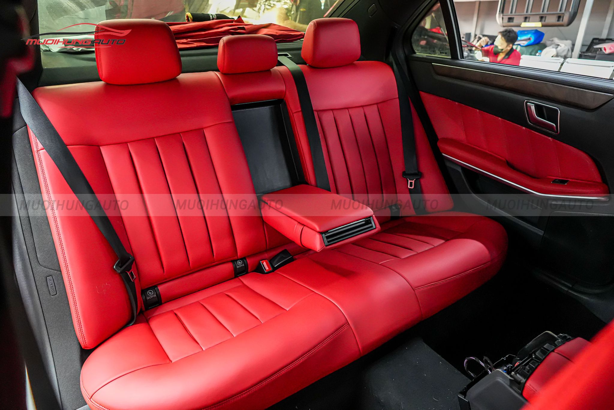 Bọc ghế da cho xe Mercedes E200 2015