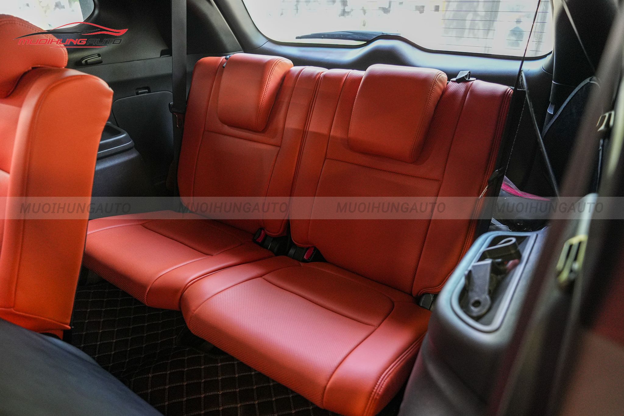 Bọc ghế da cho xe ô tô Mitsubishi Outlander