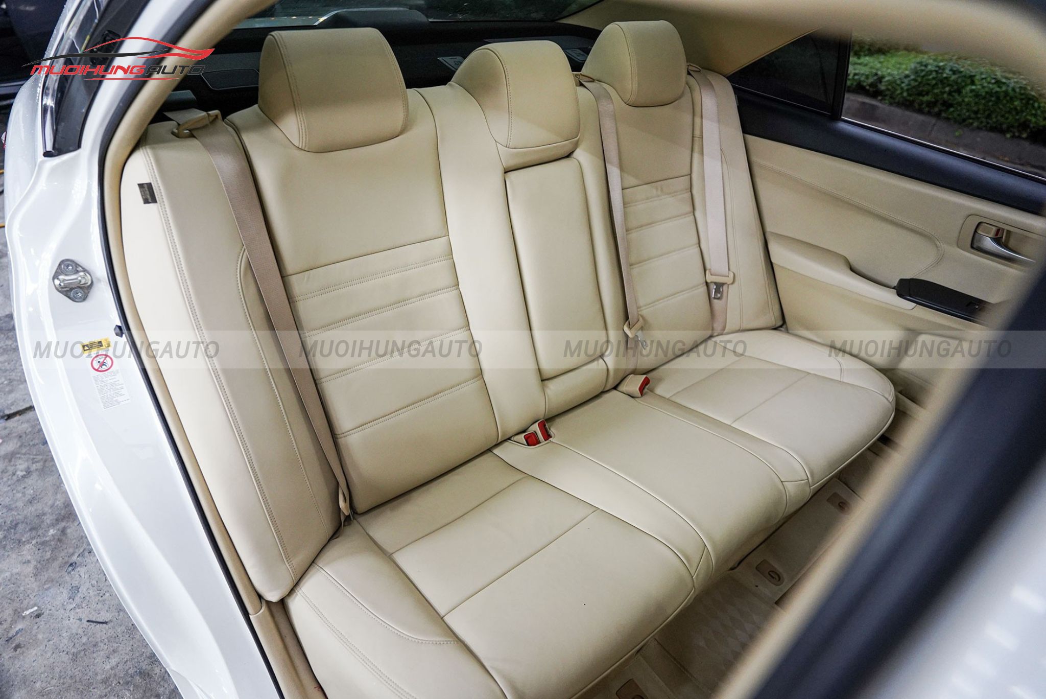 Bọc ghế da cho xe Toyota Camry 2014