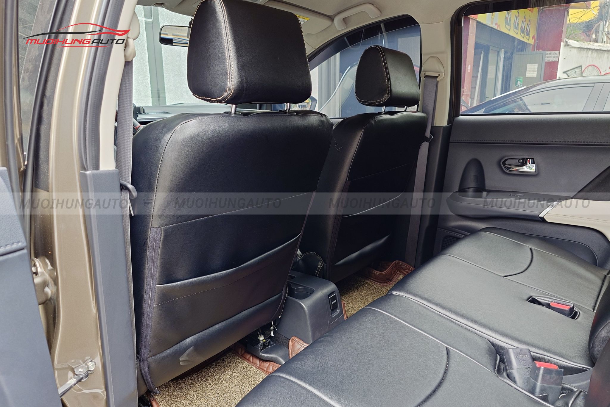 Bọc ghế da cho xe Toyota Rush