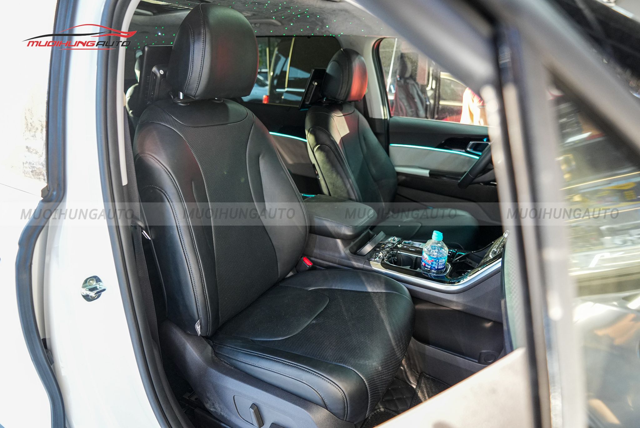 Bọc ghế da Kia Carnival