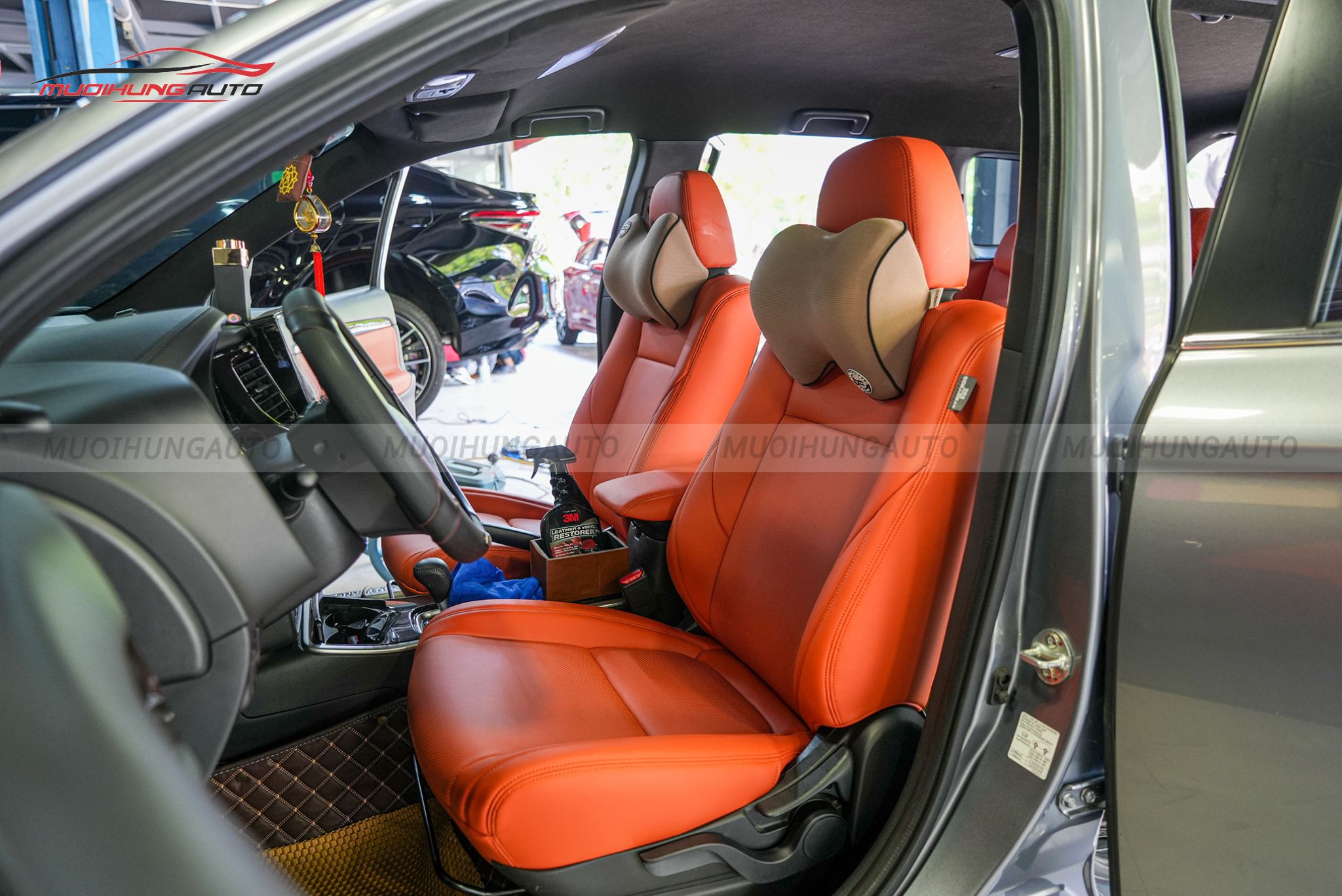 Bọc ghế da ô tô Mitsubishi Outlander