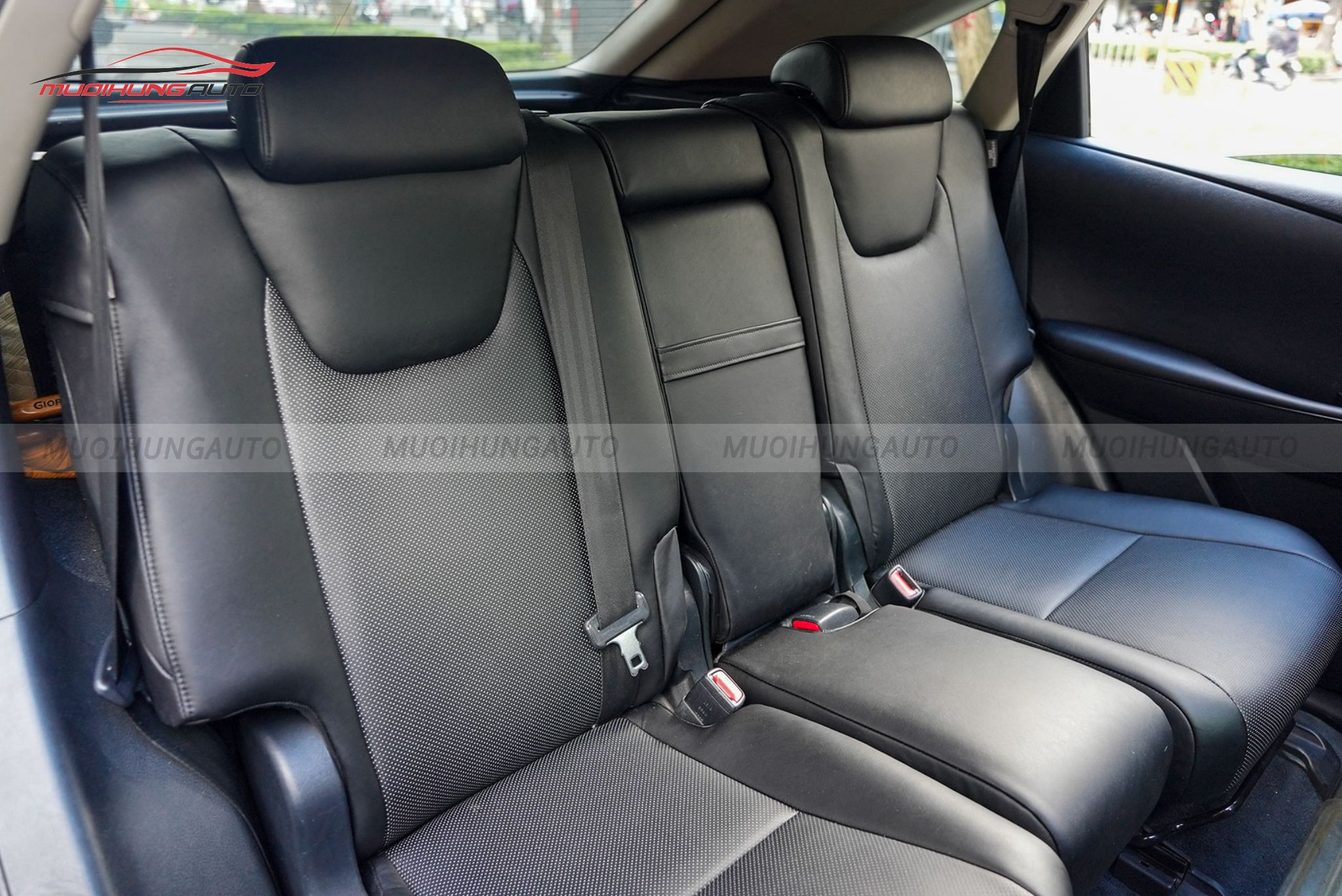 Bọc ghế da xe hơi Lexus RX350 2010