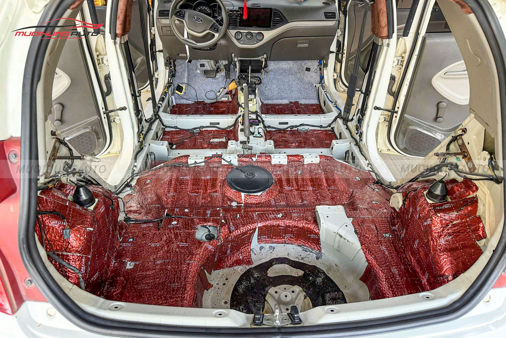 Cách âm chống ồn sàn xe Kia Morning 2013