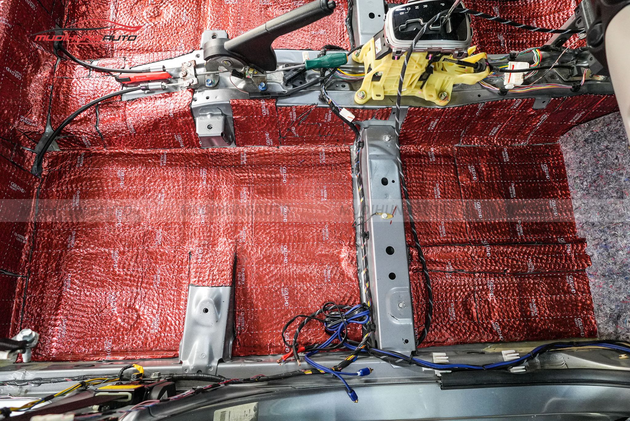 Cách âm chống ồn sàn xe Mitsubishi Attrage 2016