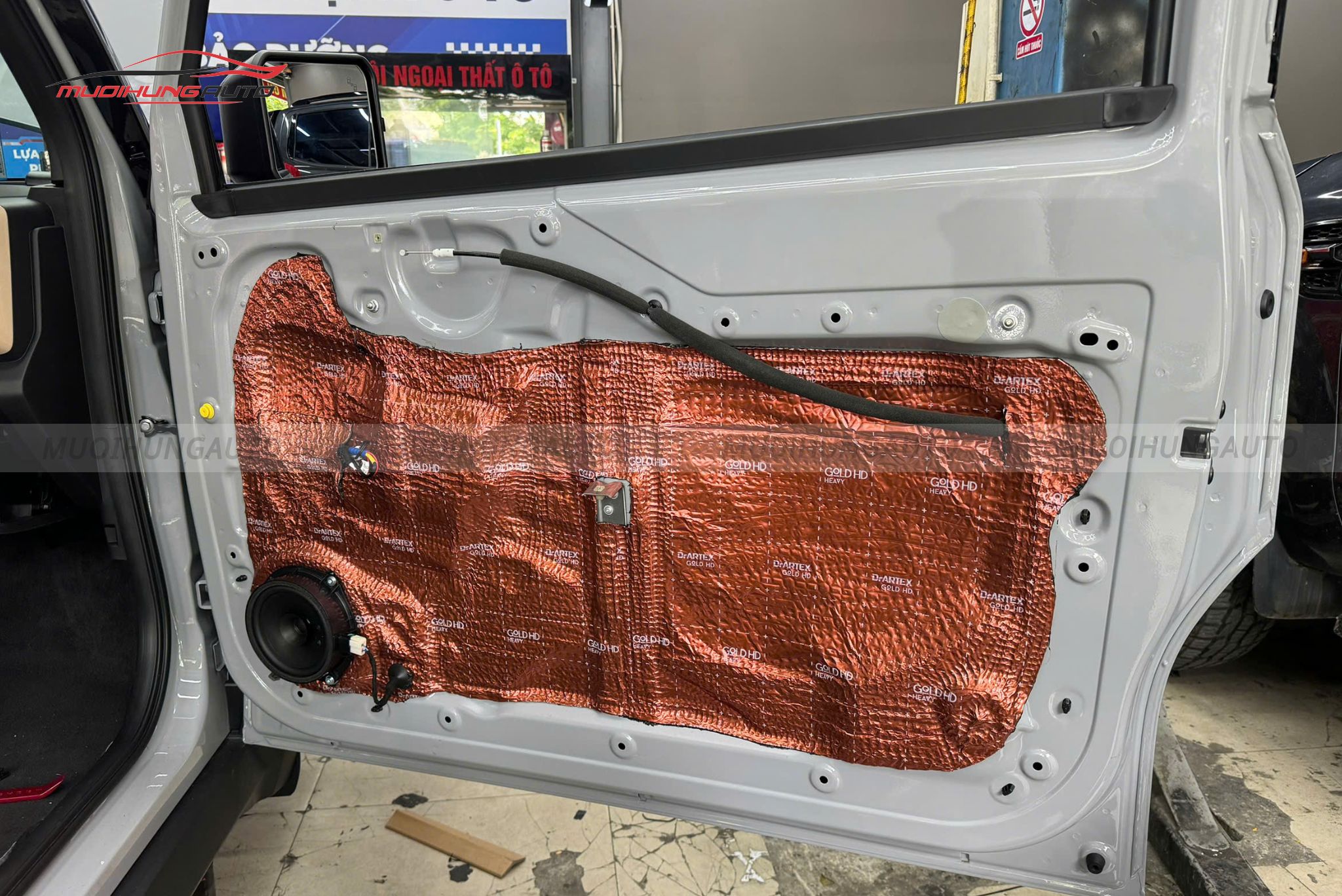 Cách âm cửa xe cho Vinfast VF3