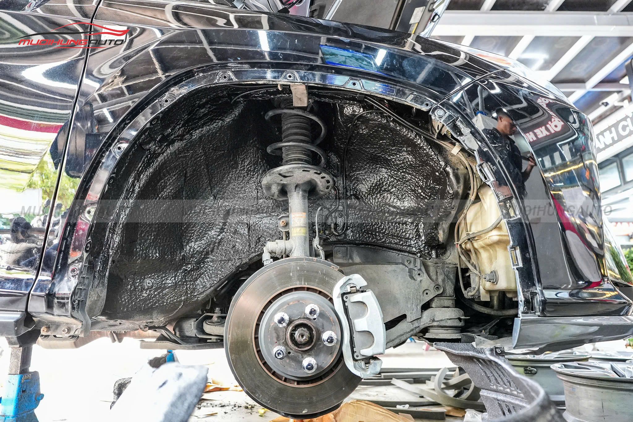 Cách âm hốc bánh xe hơi Lexus RX350 2016