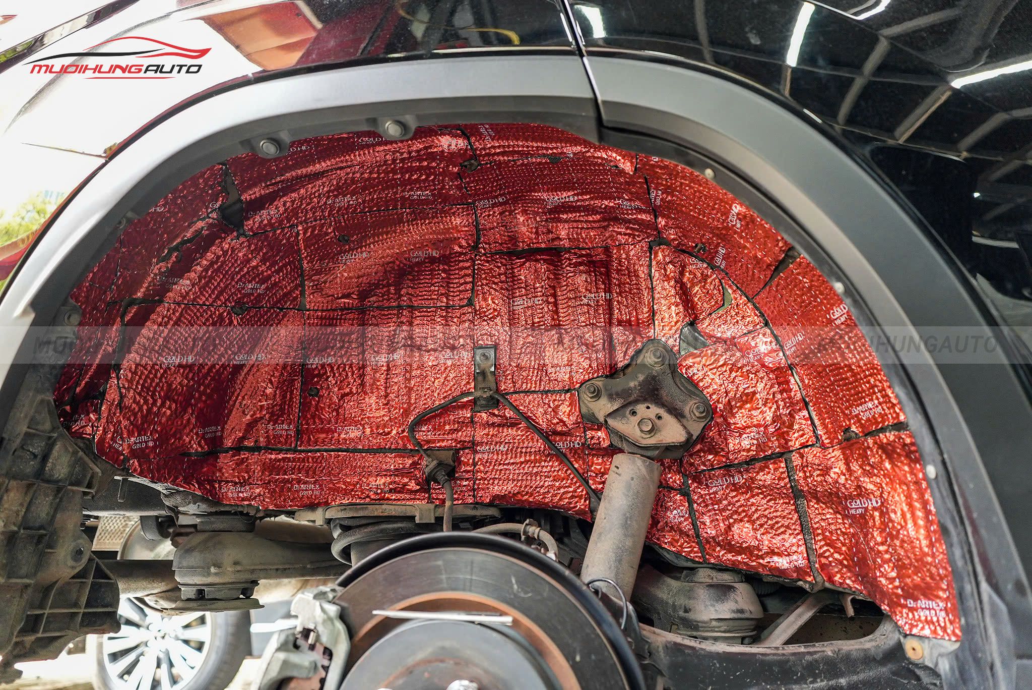 Cách âm hốc bánh xe Lexus RX350 2016