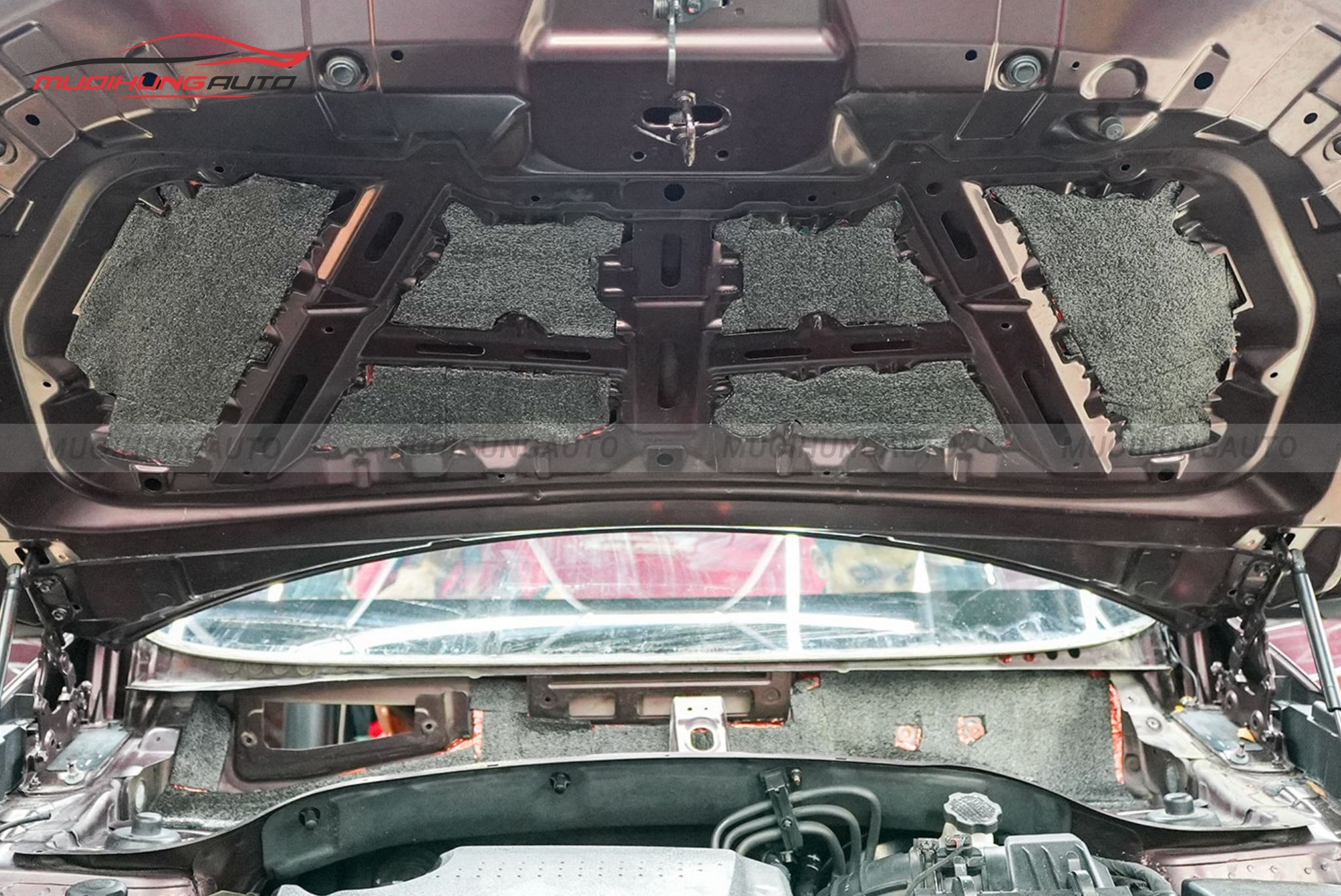 Cách âm nắp capo xe hơi Vinfast Minio Green