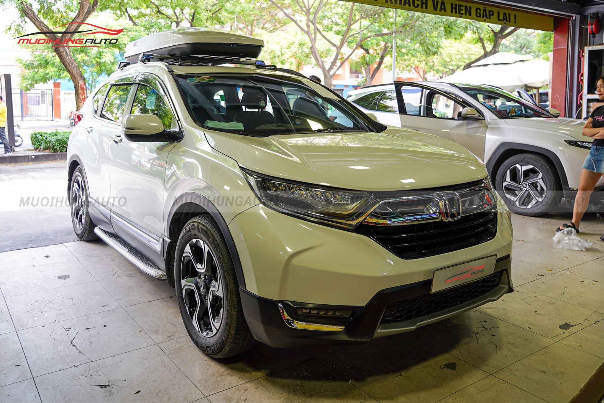 Cốp để đồ nóc xe Honda CRV 2020