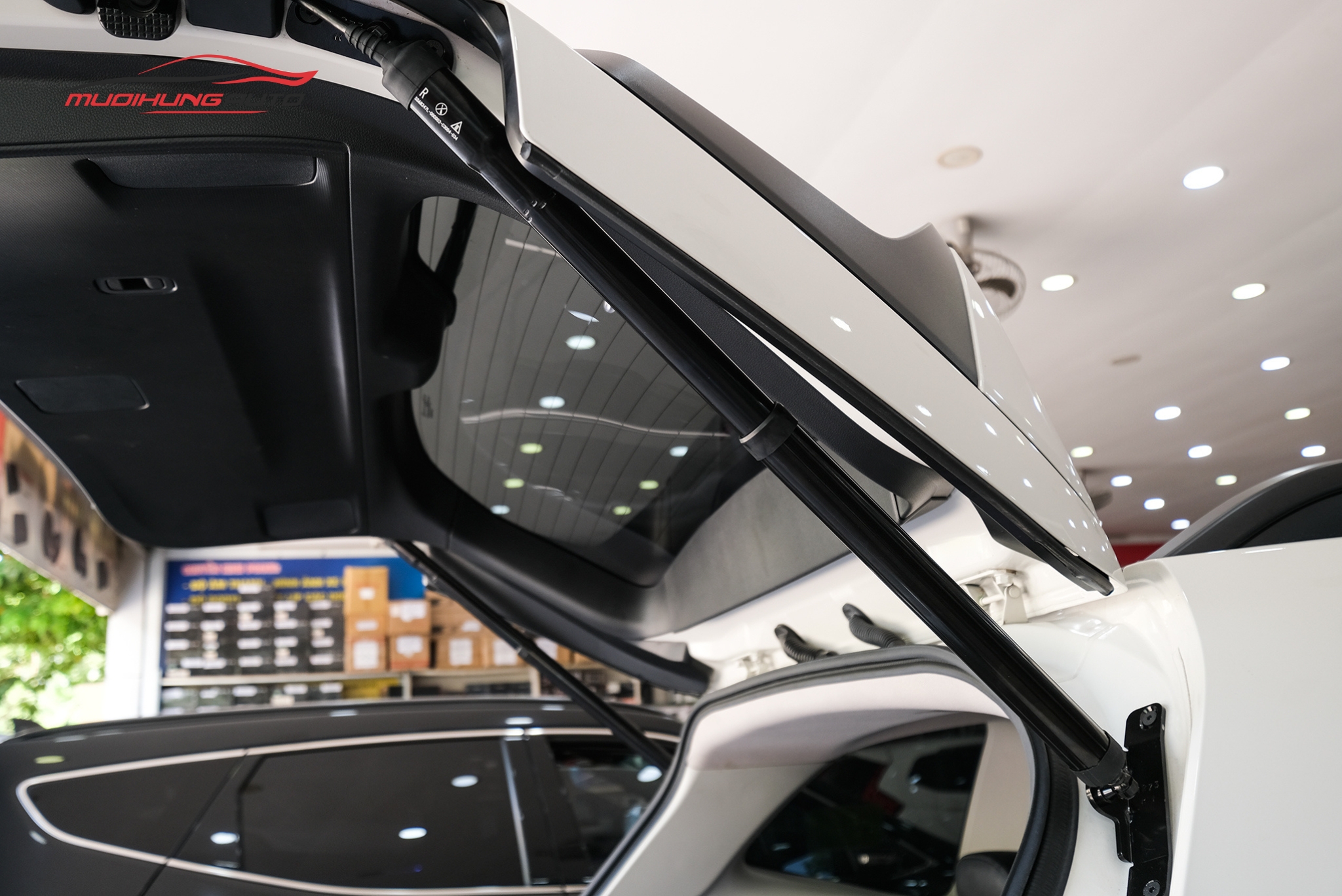 Cốp điện ô tô Subaru Forester