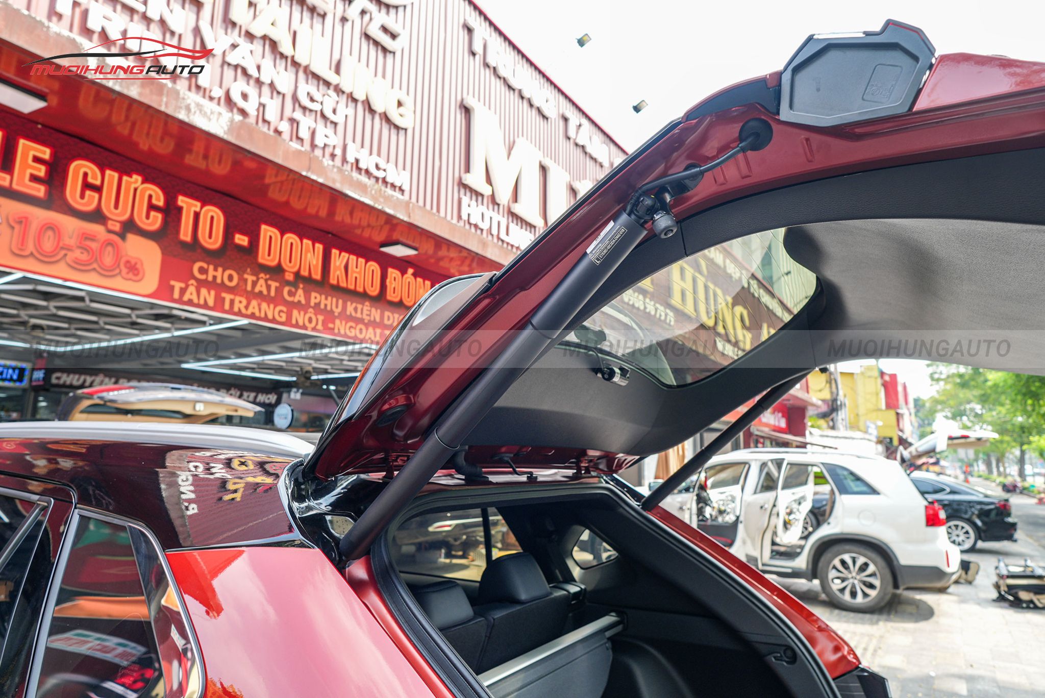 Cốp điện Toyota Yaris Cross 2024