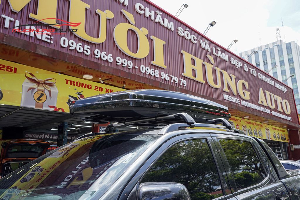 Cốp nóc phi thuyền Ford Ranger