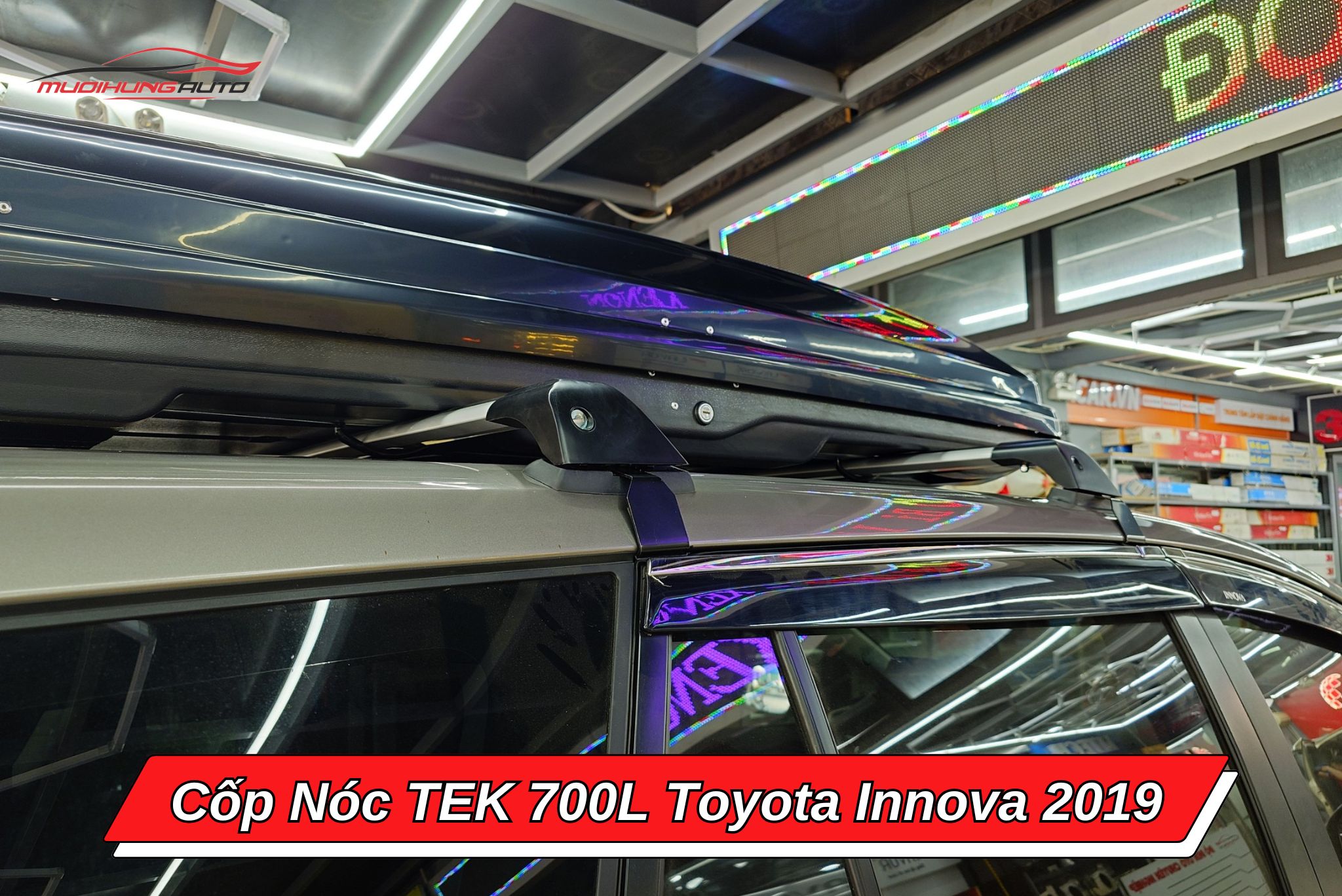 Cốp nóc phi thuyền TEK 700l ô tô Toyota Innova 2019