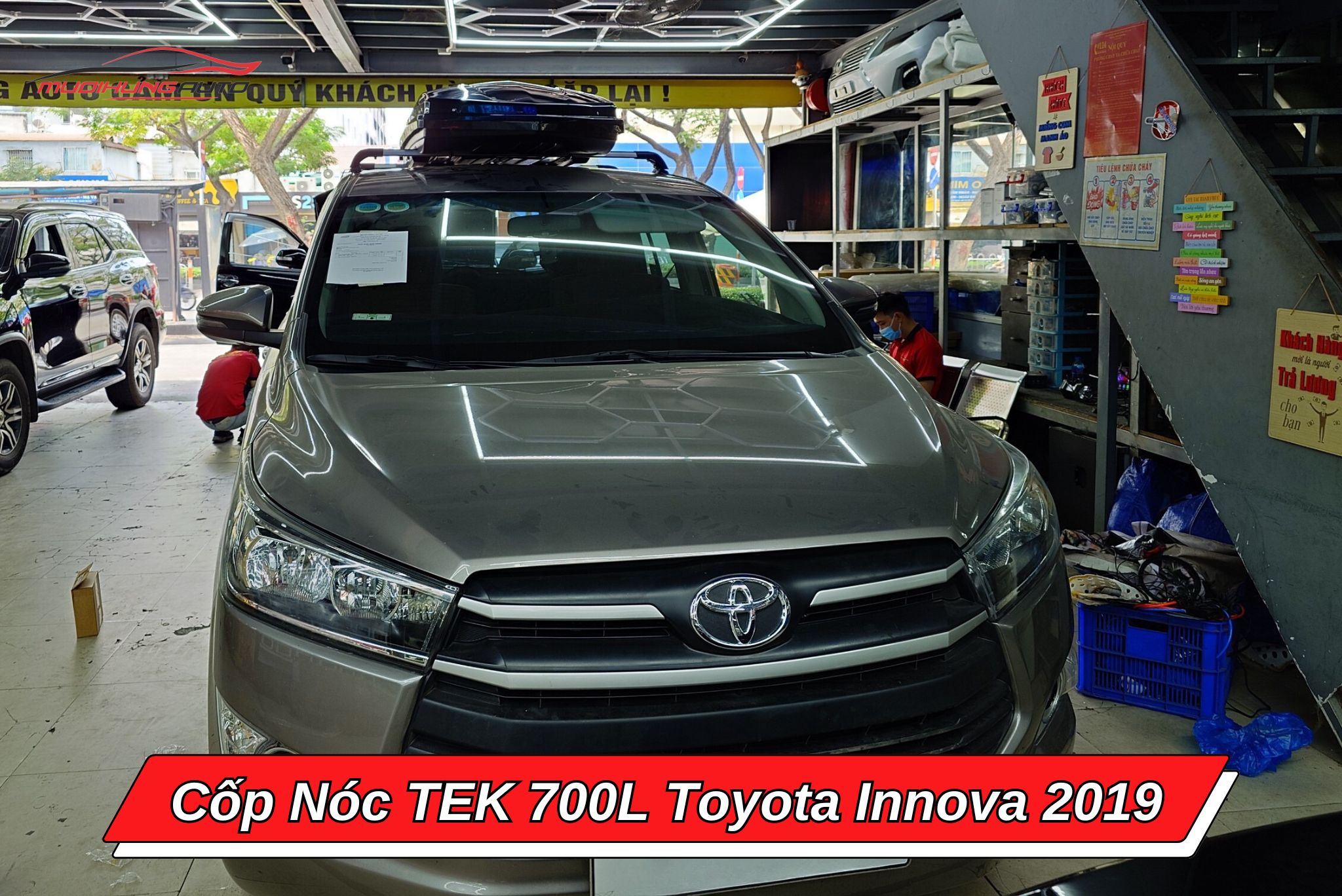 Cốp nóc TEK 700l ô tô Toyota Innova 2019