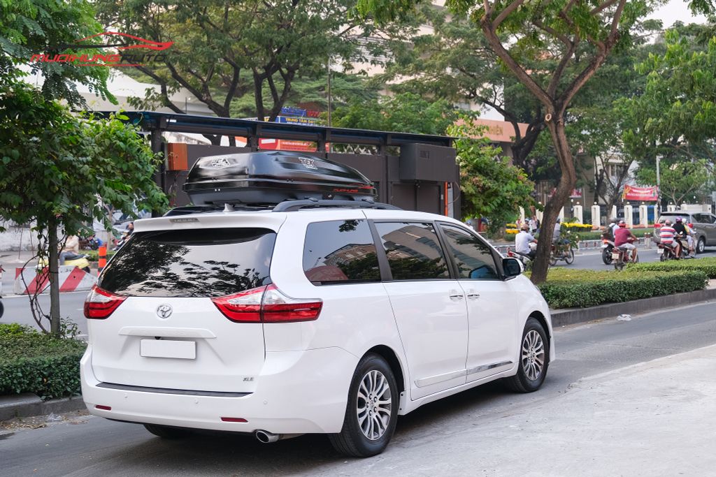 Cốp nóc xe ô tô Toyota Sienna