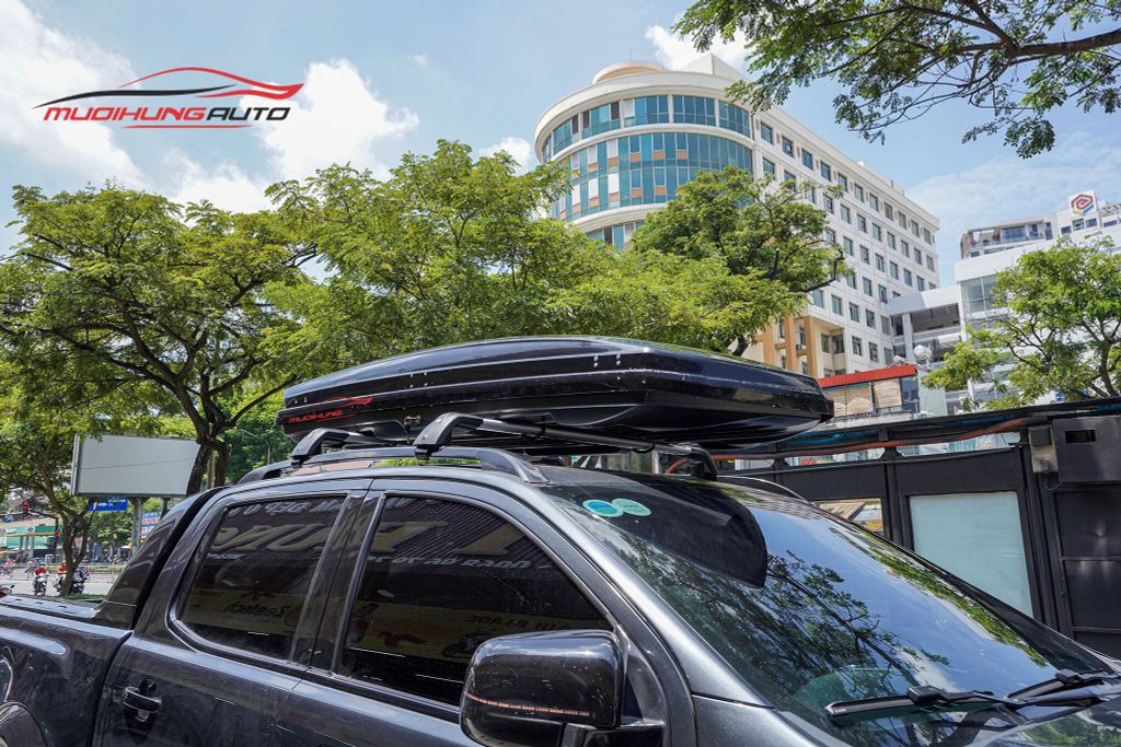 Cốp phi thuyền Ford Ranger