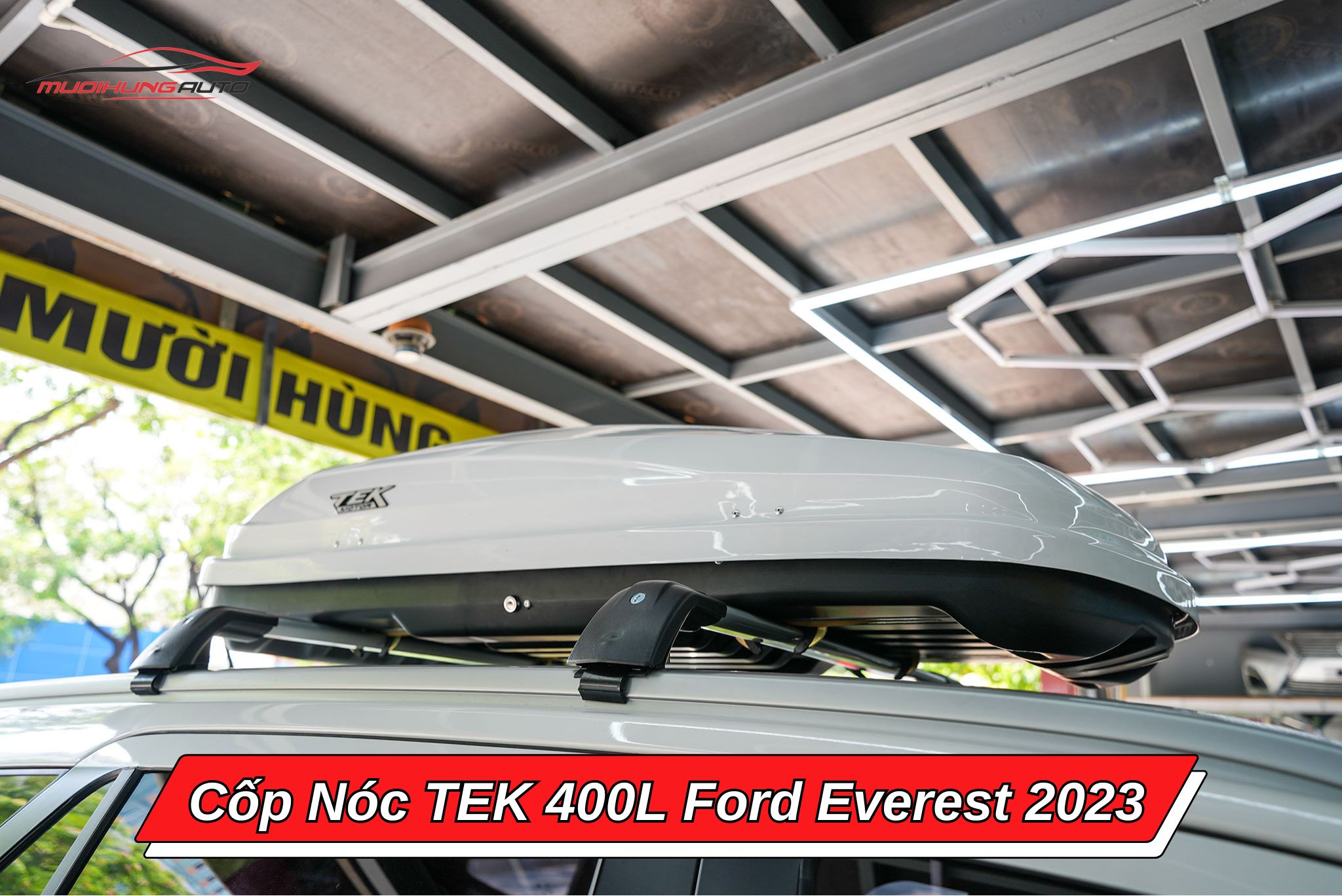 Cốp phi thuyền TEK 400l cho xe Ford Everest 2023