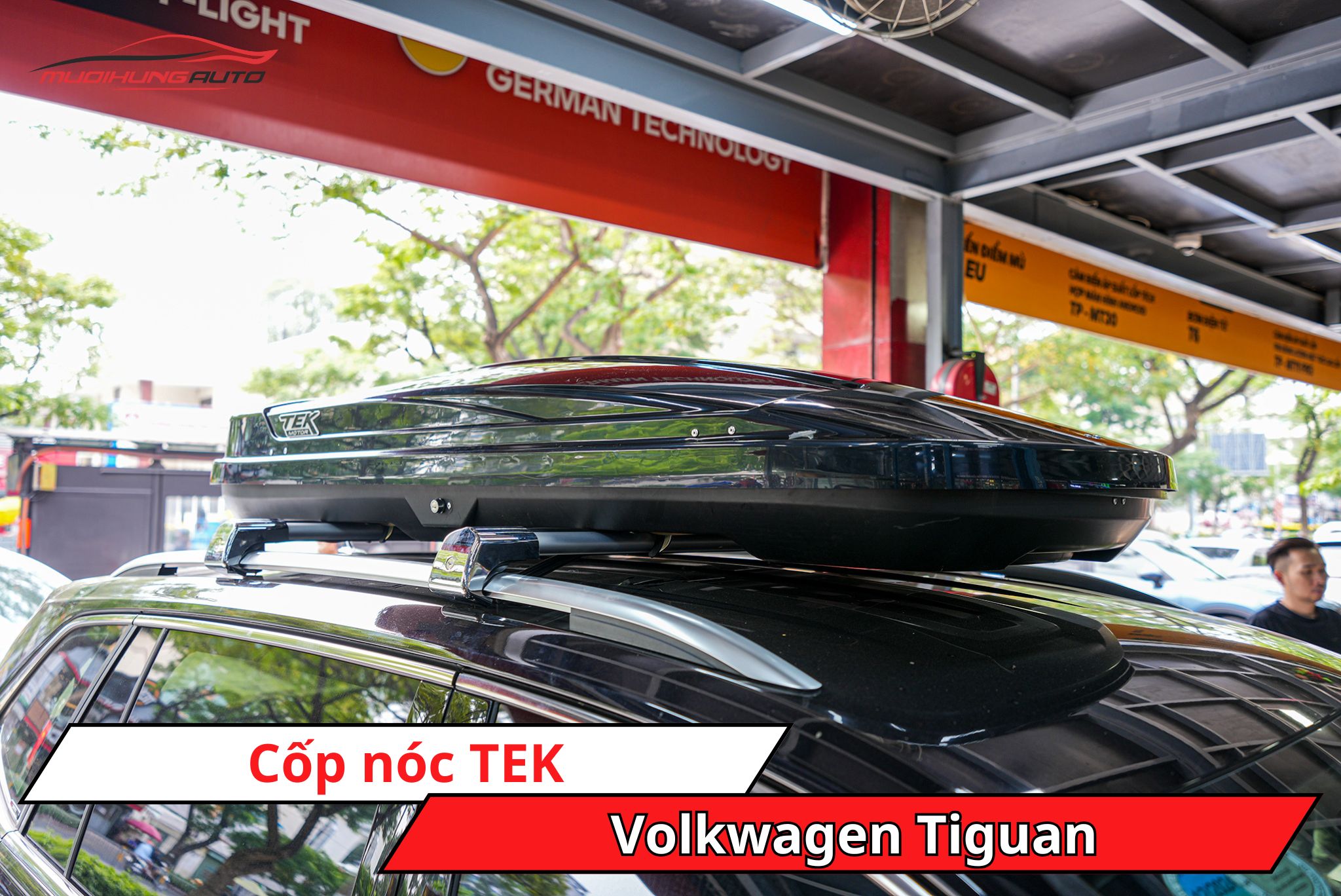Cốp phi thuyền TEK xe Volkswagen Tiguan