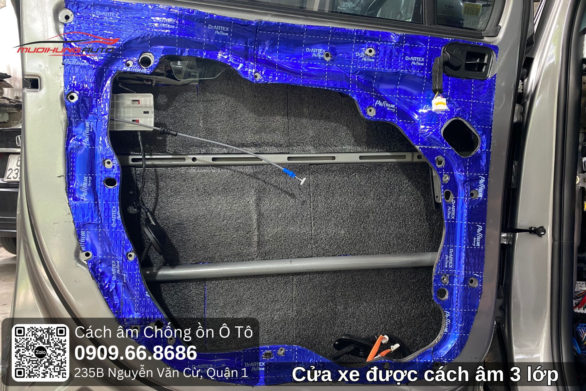 Cửa xe được cách âm 3 lớp
