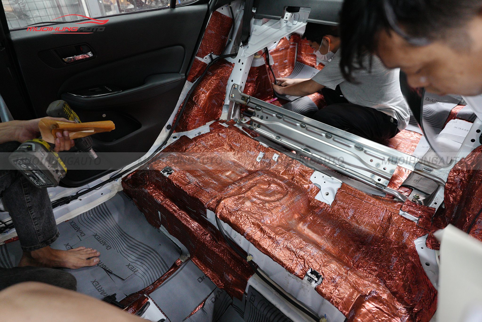 Dán cách âm sàn xe Honda City 2022