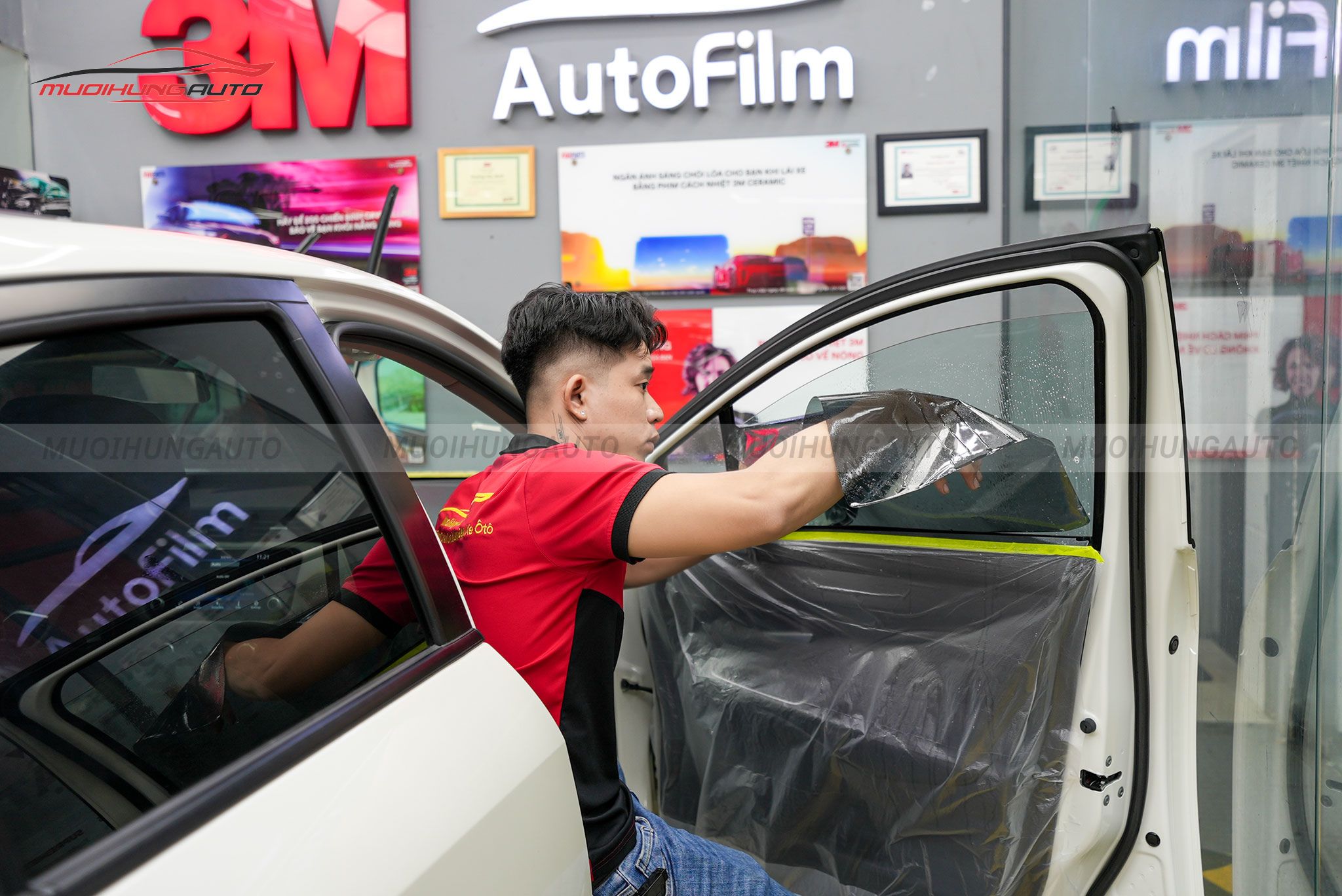 Dán phim cách nhiệt 3M chính hãng cho xe Nissan Almera 2023