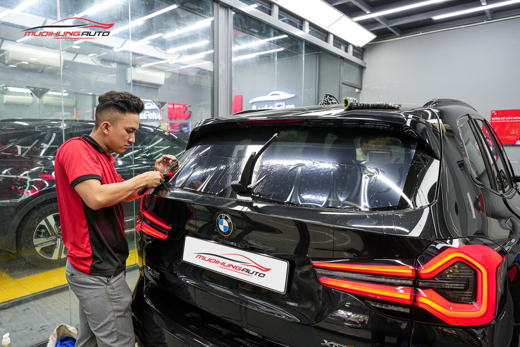 Dán phim cách nhiệt 3M cho BMW X3 2023