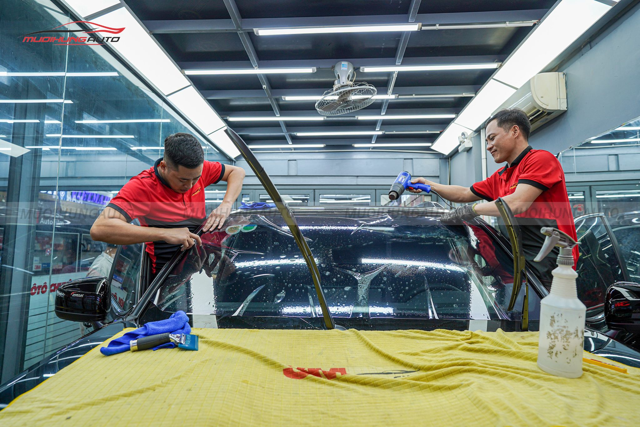 Dán phim cách nhiệt 3M cho Toyota Land Cruiser LC300 2023