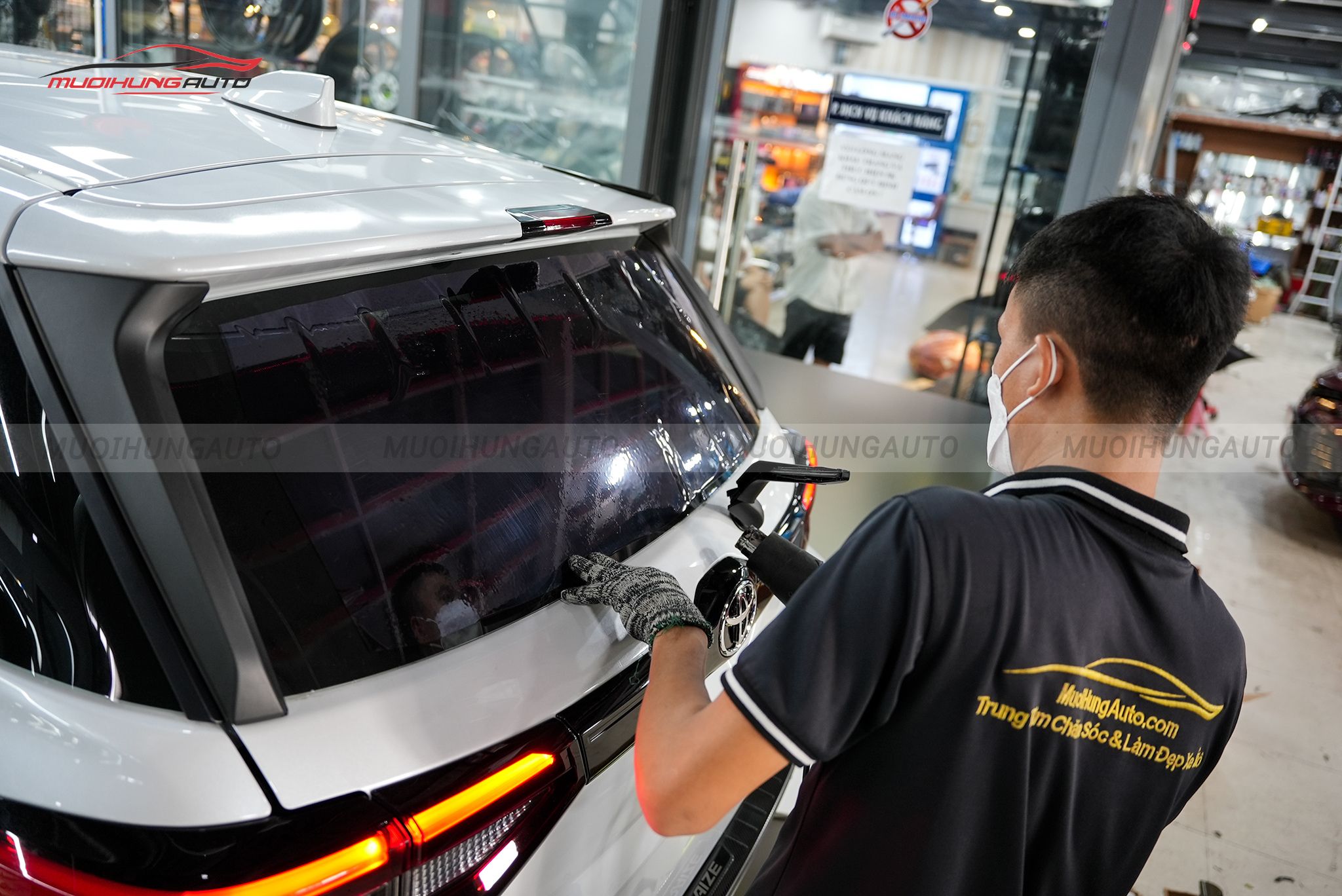 Dán phim cách nhiệt 3M cho Toyota Raize