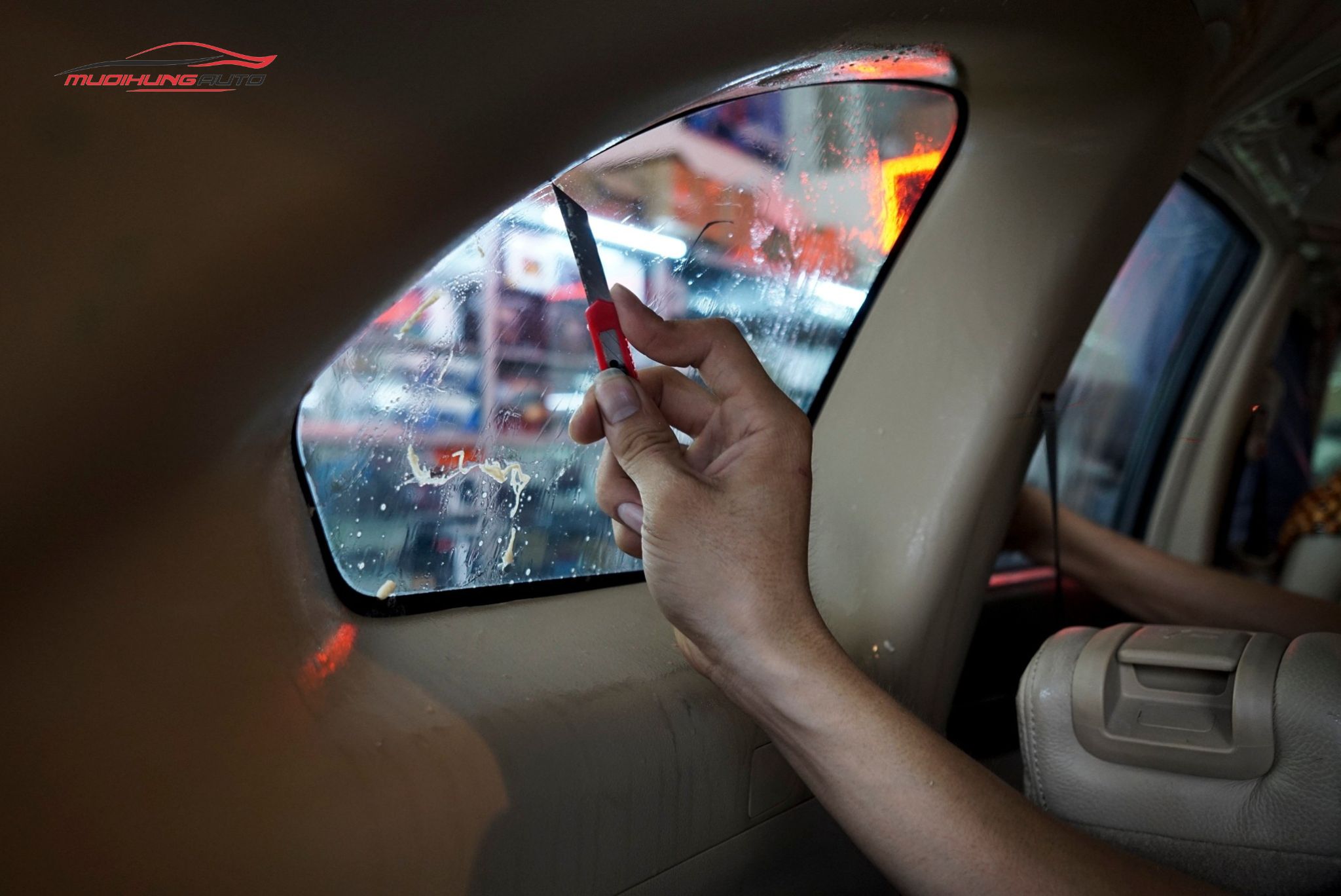 Dán phim cách nhiệt 3M cho xe Chevrolet Captiva