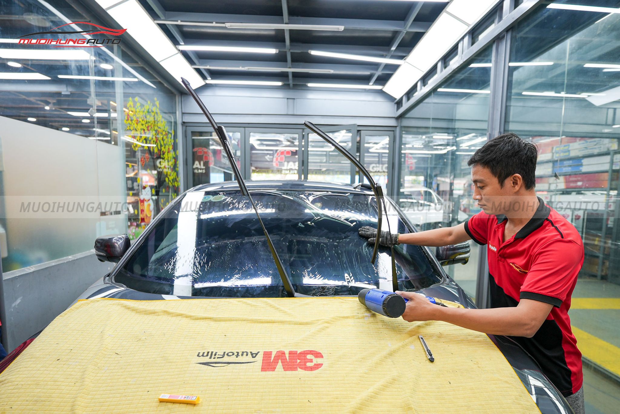 Dán phim cách nhiệt 3M cho xe Vinfast VF6