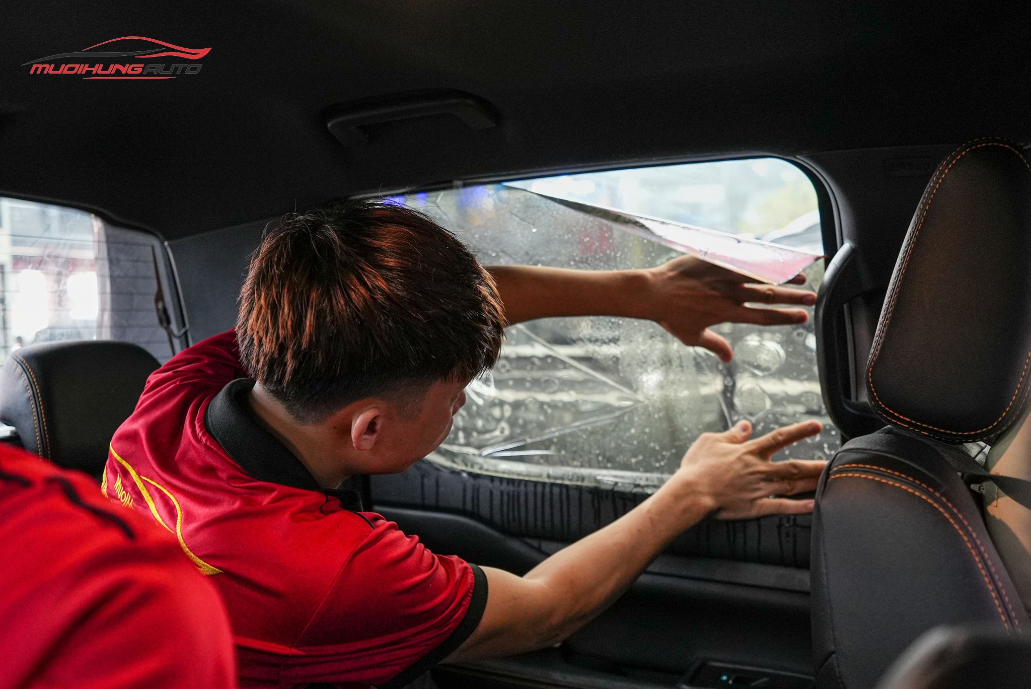 Dán phim cách nhiệt 3M Ford Ranger 2023