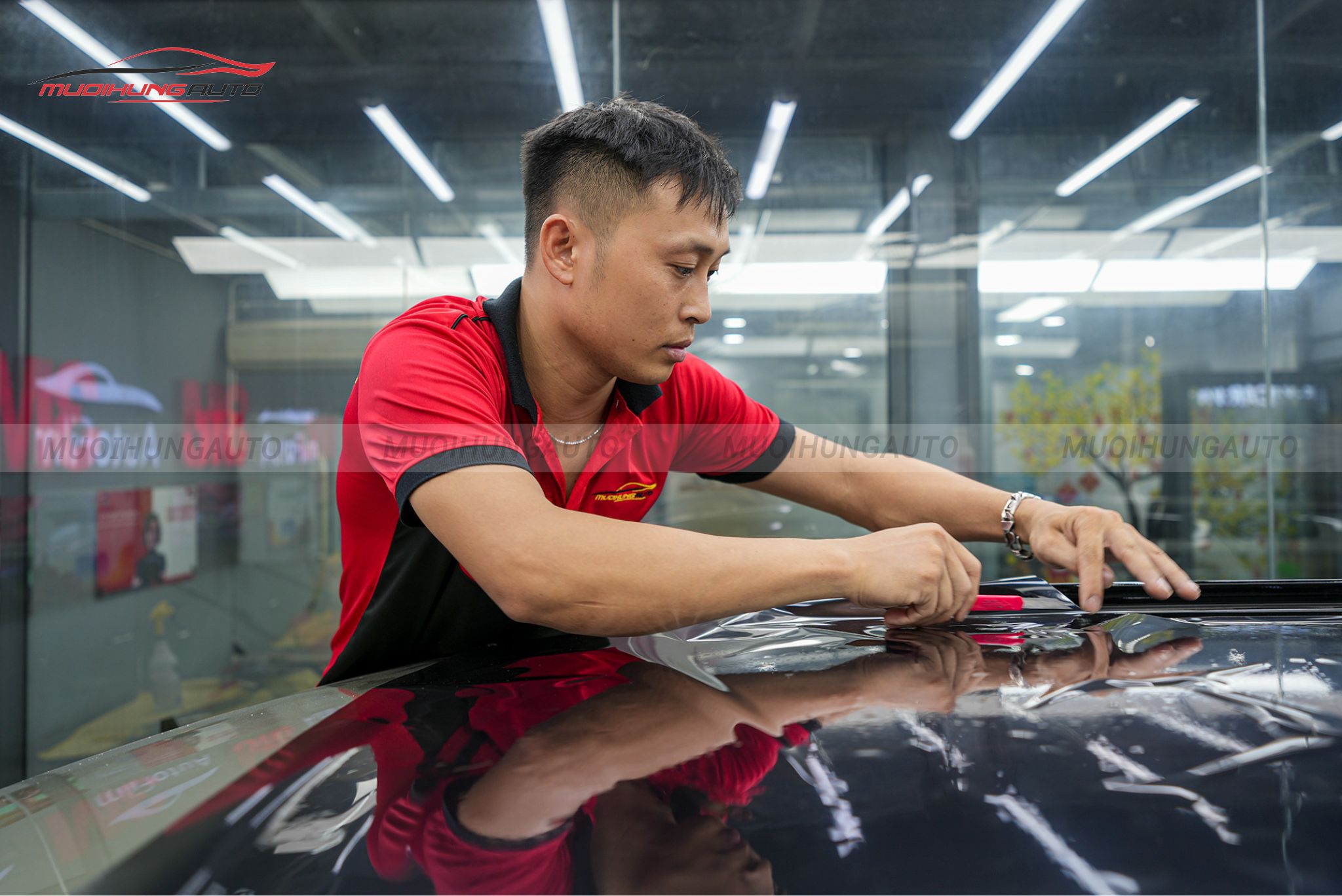 Dán phim cách nhiệt 3M Land Rover Defender 2023