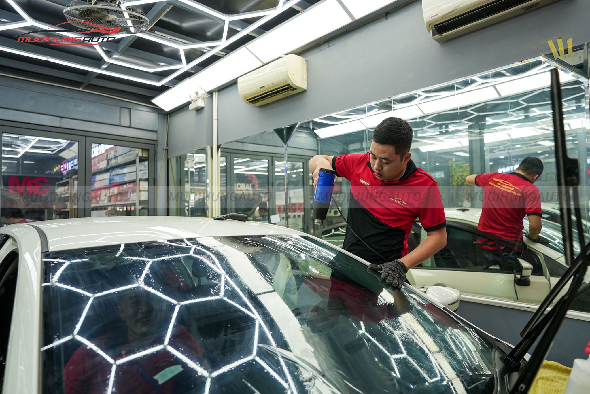 Dán phim cách nhiệt 3M ô tô Nissan Almera 2023