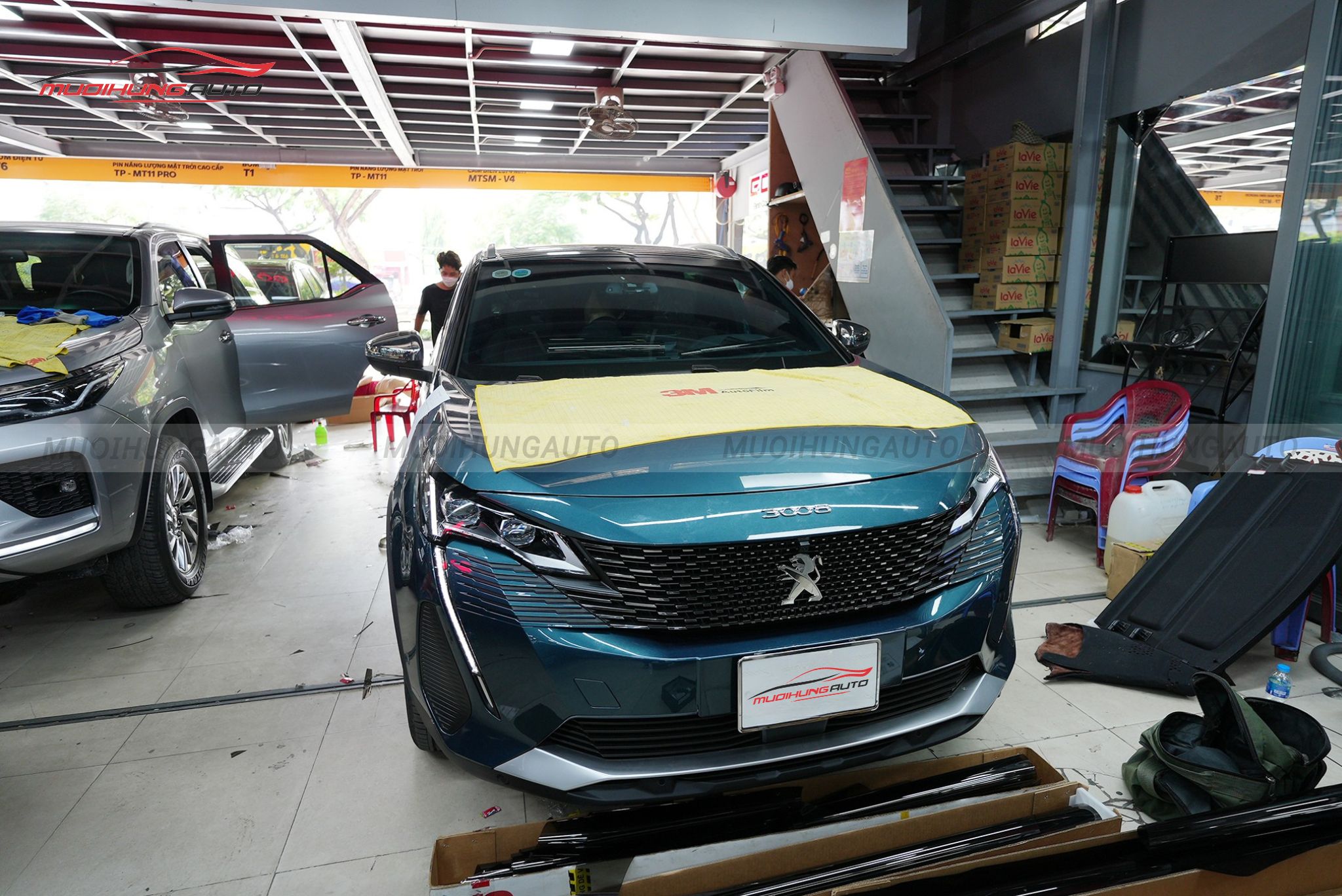 Dán phim cách nhiệt 3M ô tô Peugeot 3008