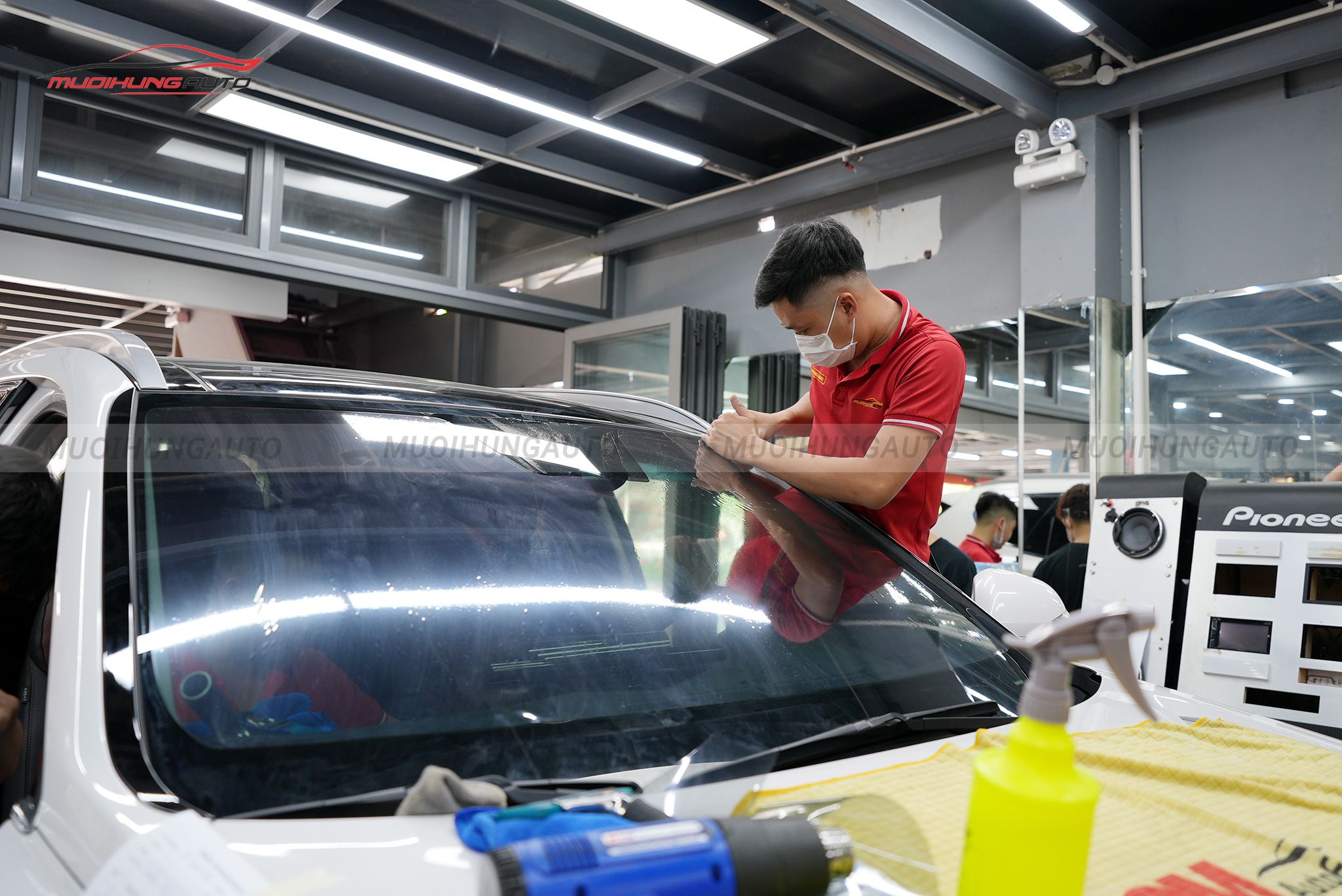 Dán phim cách nhiệt 3M xe Hyundai Santafe