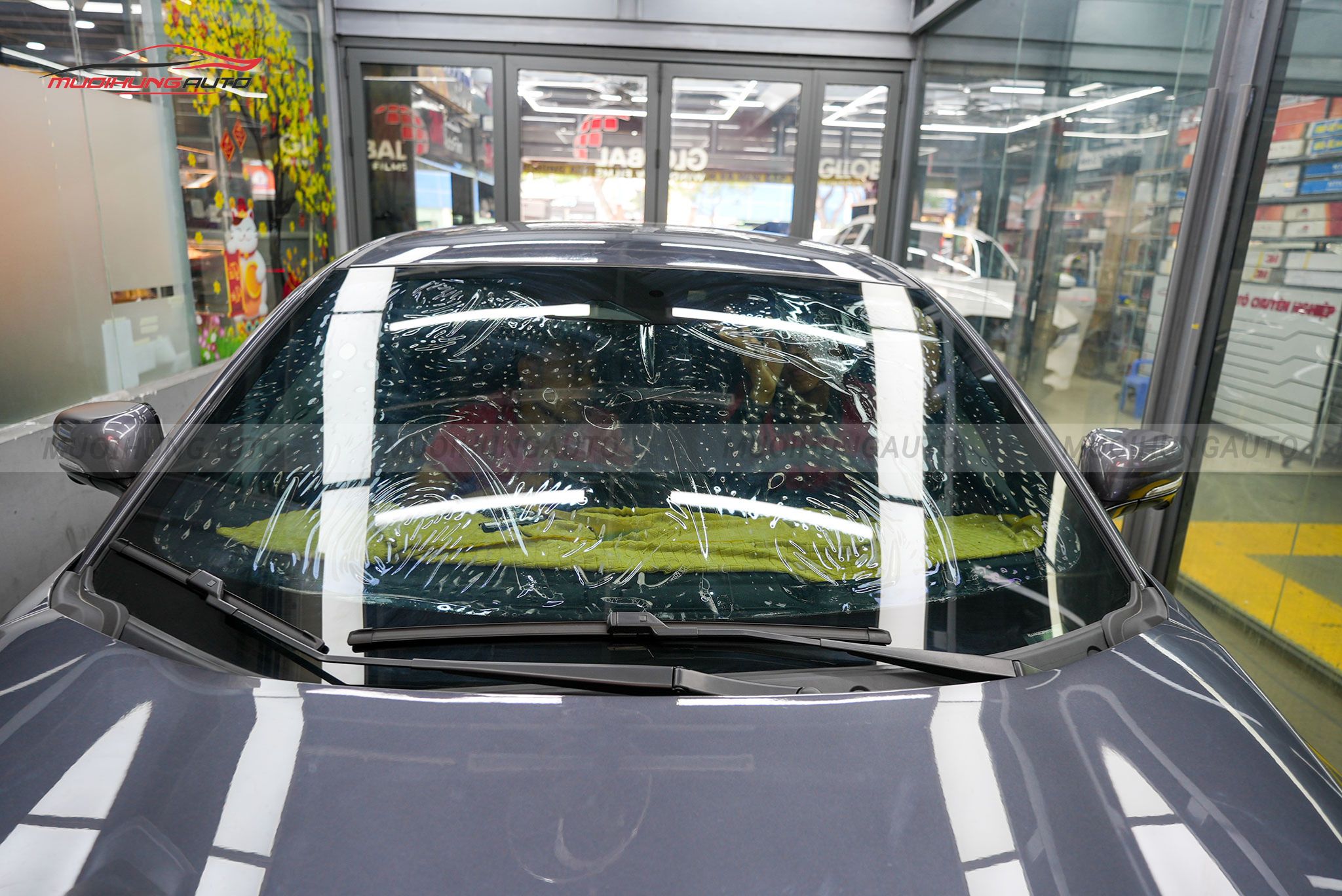 Dán phim cách nhiệt 3M xe Vinfast VF6 2024